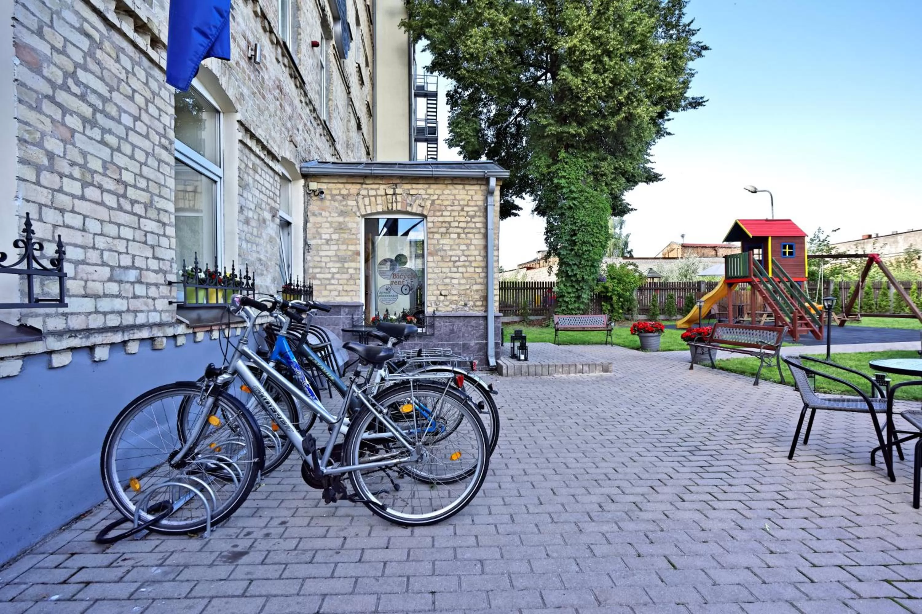 Spring in RIGAAPARTMENT SONADA Self-Service Aparthotel - Private Parking