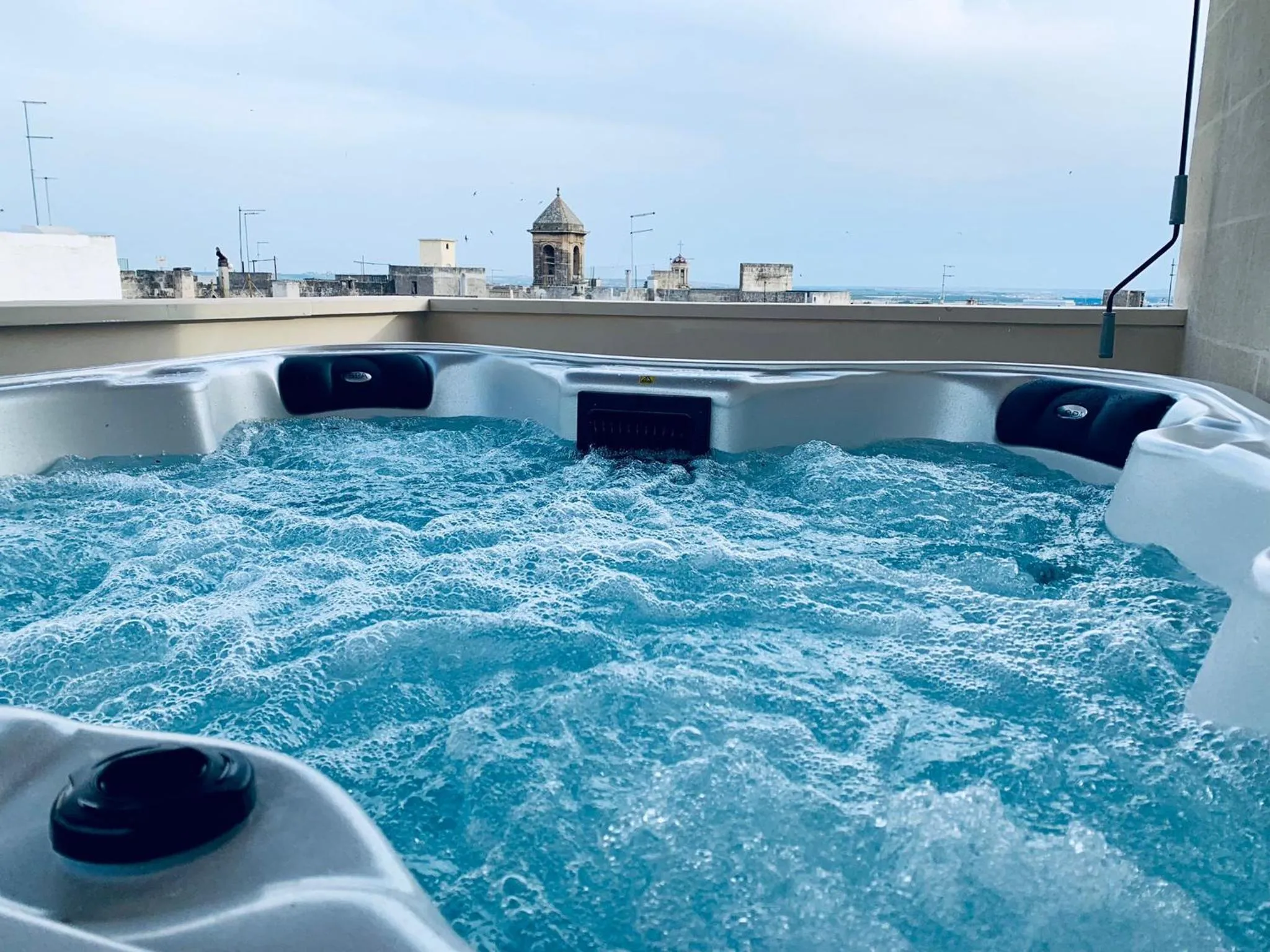 Swimming pool in MONUN Hotel&Spa