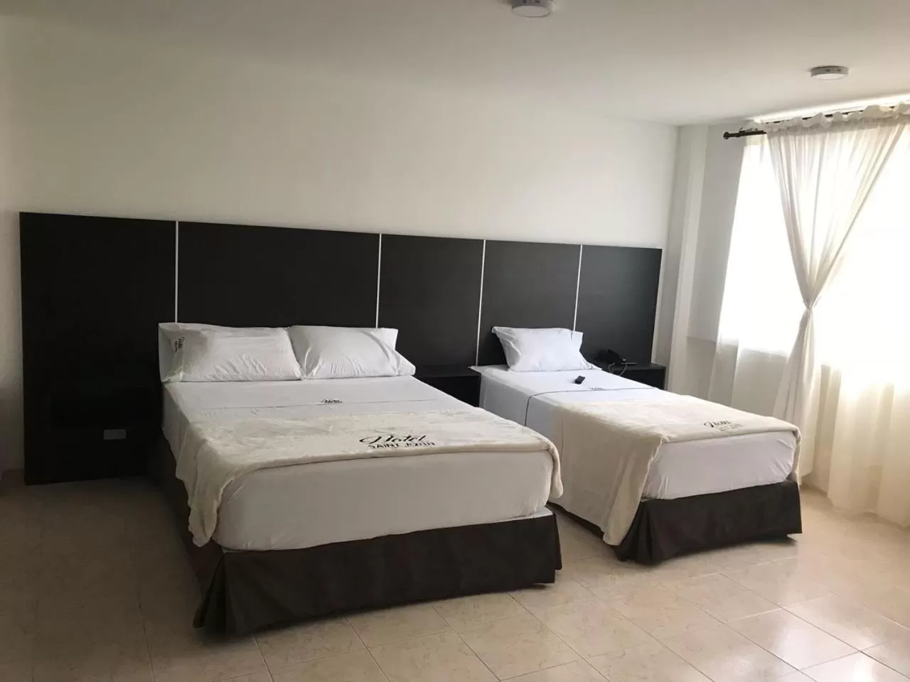 Photo of the whole room, Bed in Hotel Saint John