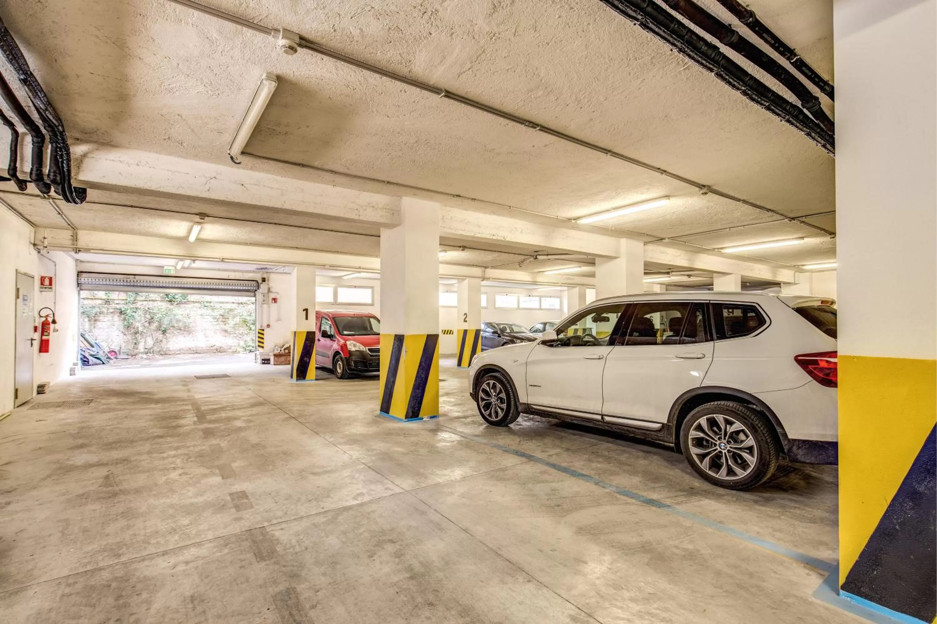 Parking in Ginevra Palace Hotel