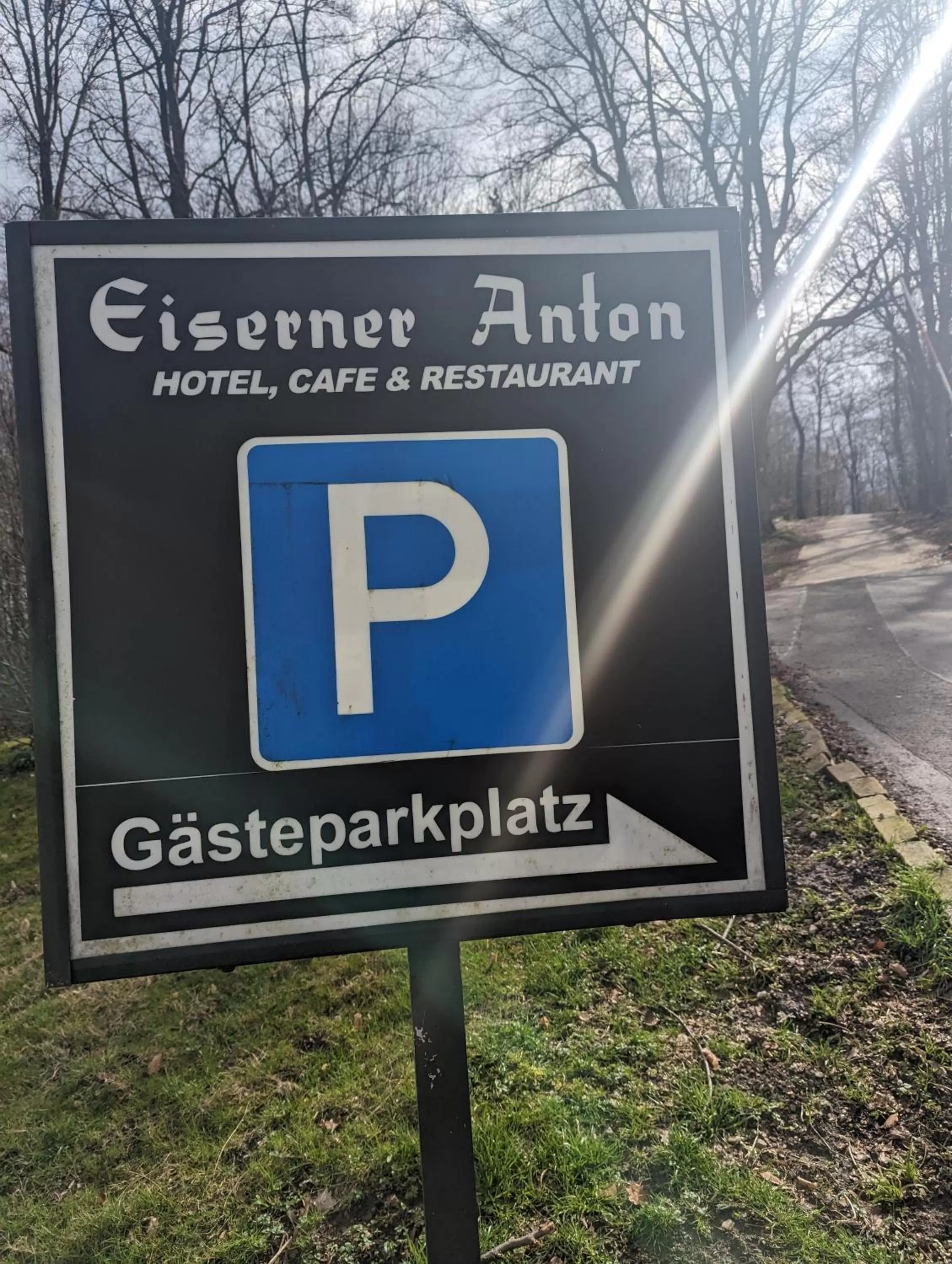 Parking in Hotel Eiserner Anton
