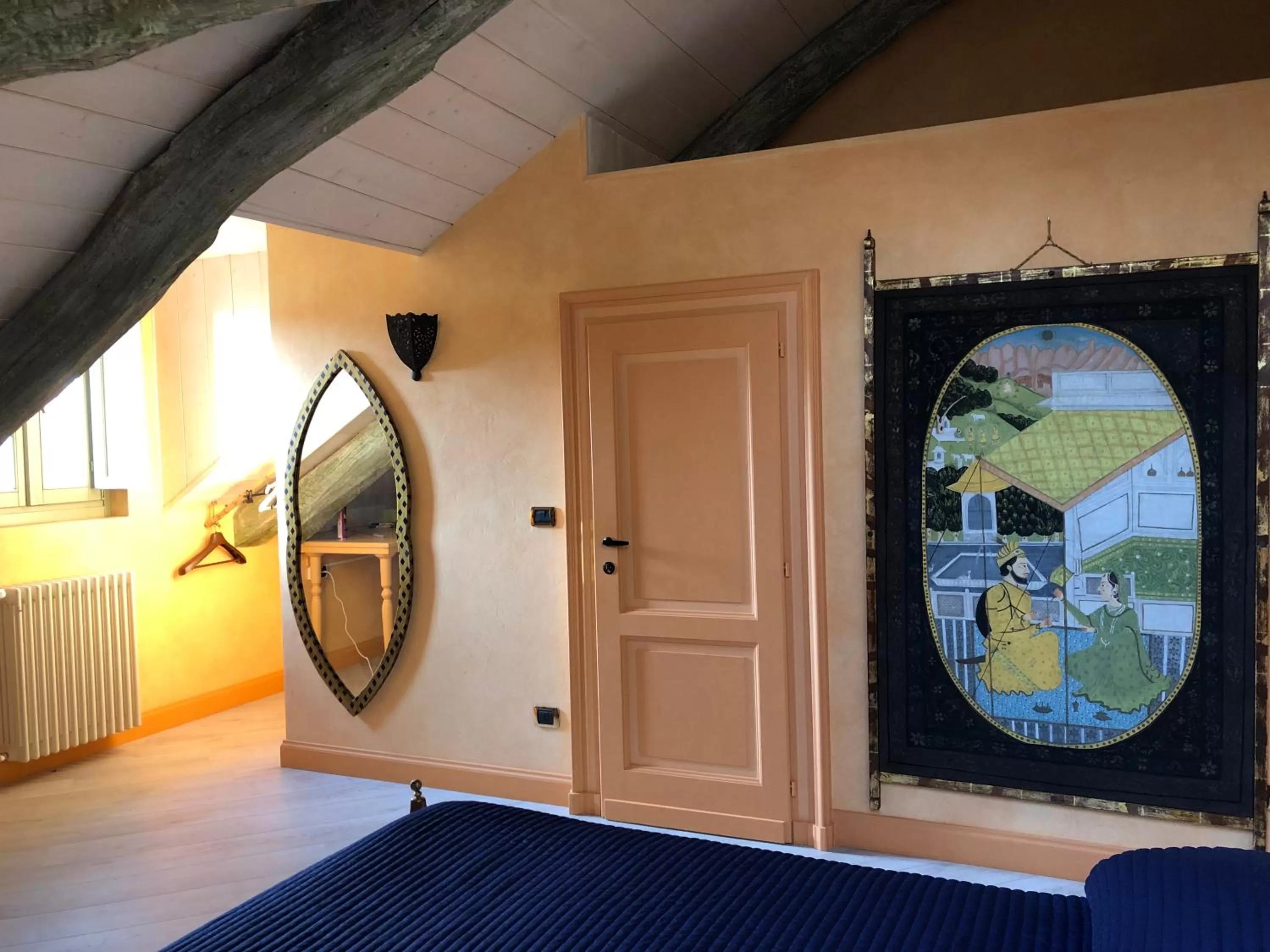 Photo of the whole room in Bed&Box