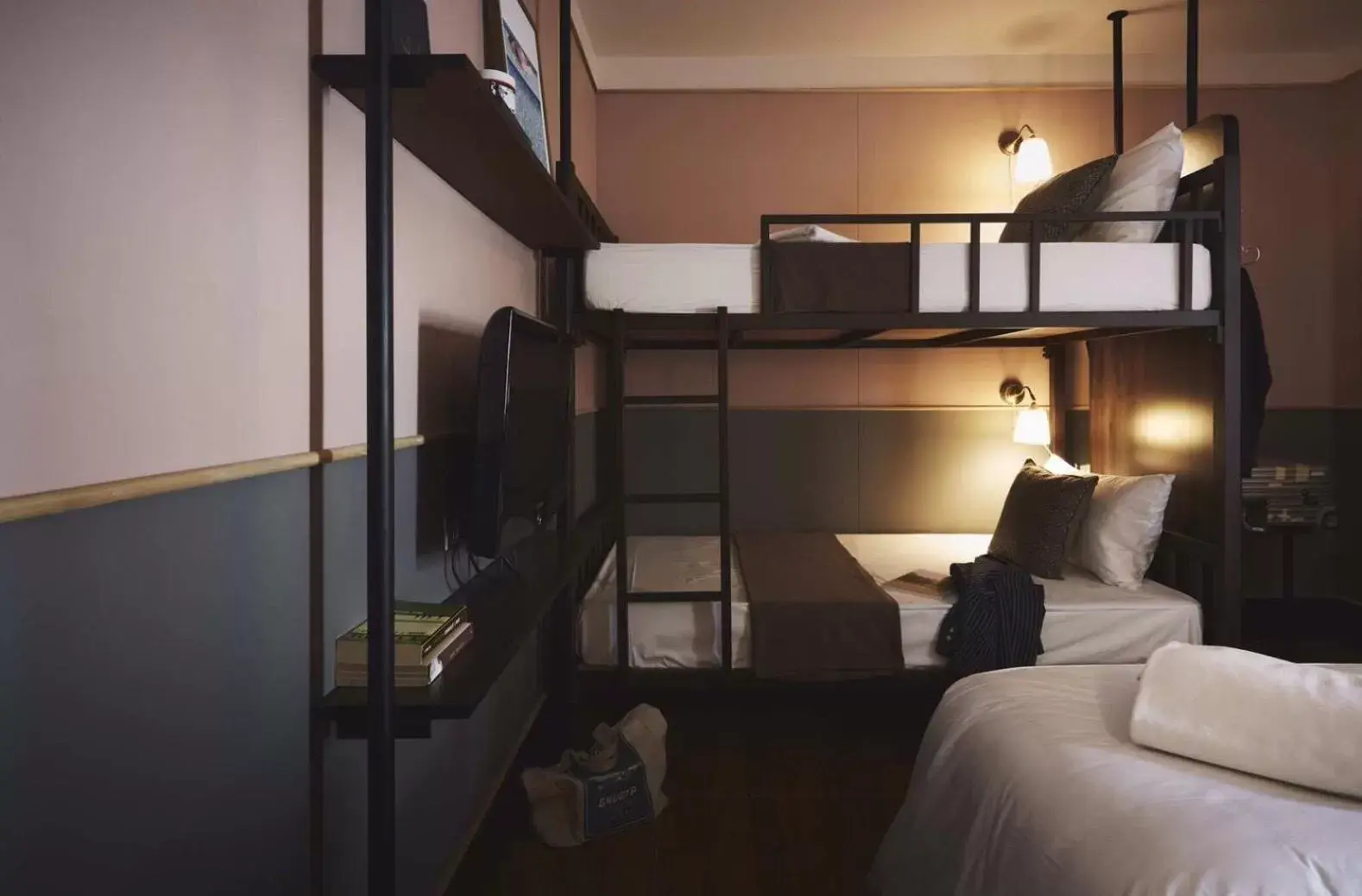 Family Room in Josh Hotel Family Room in Josh Hotel