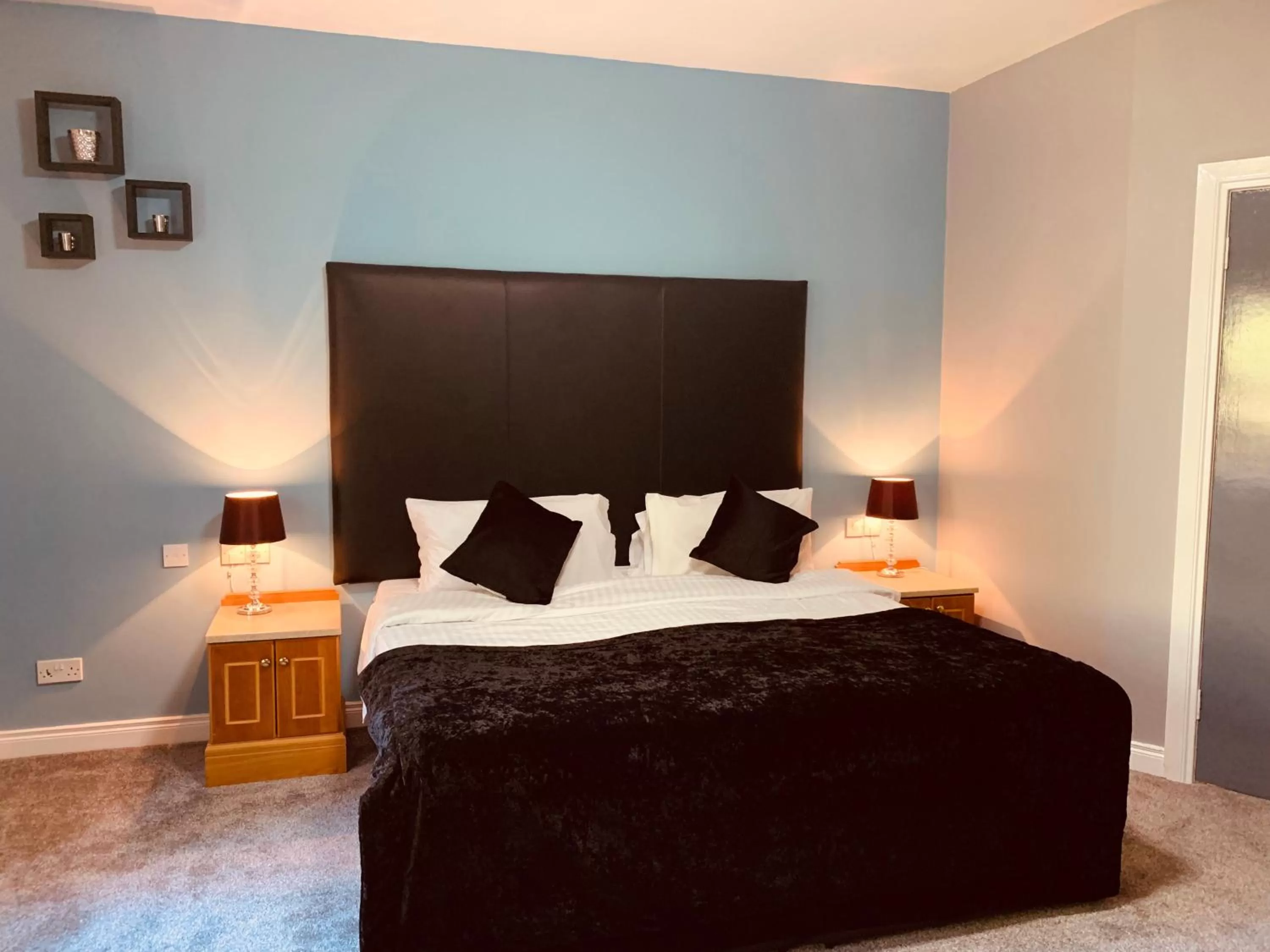 Bedroom, Bed in The Bannville Hotel