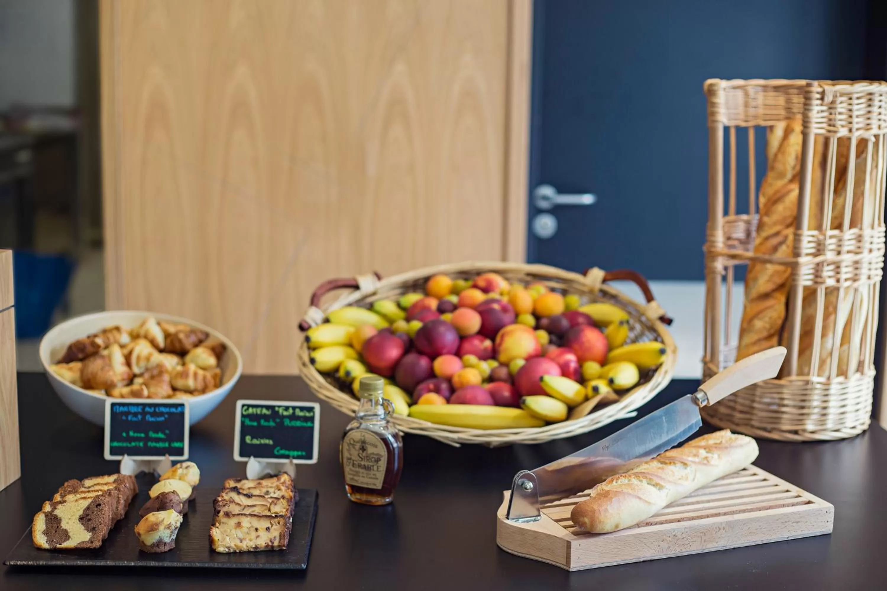 Breakfast in The Social Hub Paris La Défense