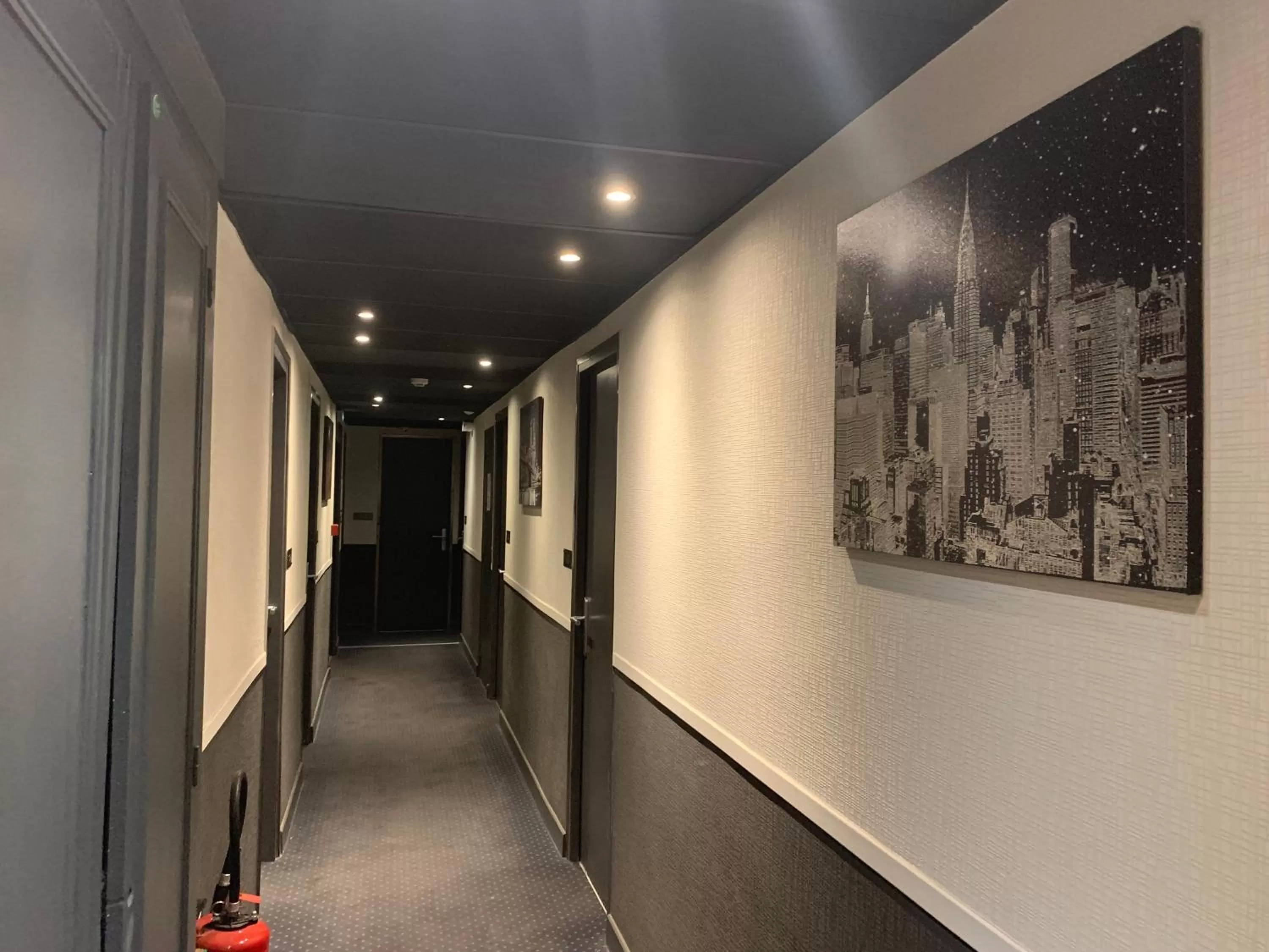 Property building in Hôtel Saint Roch Montpellier Centre