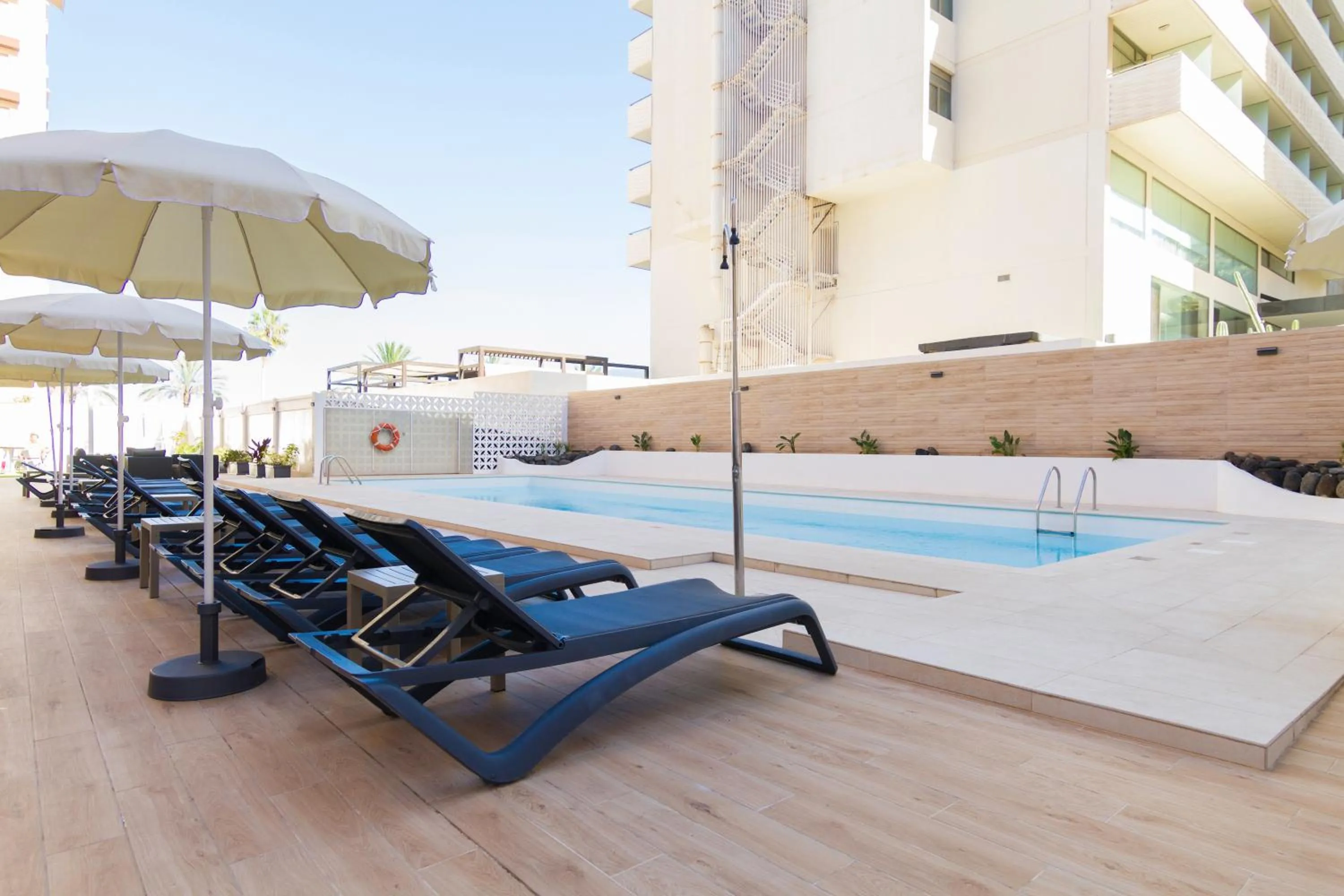 Swimming pool in Checkin Concordia Playa