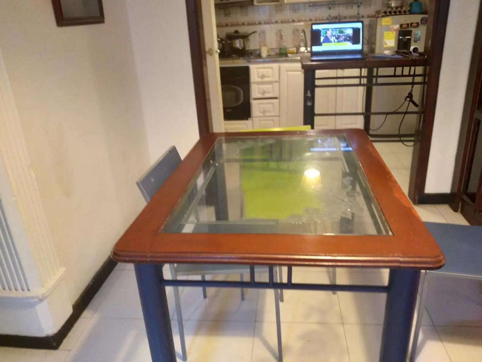 Communal kitchen in Casa hotel Mi Huila