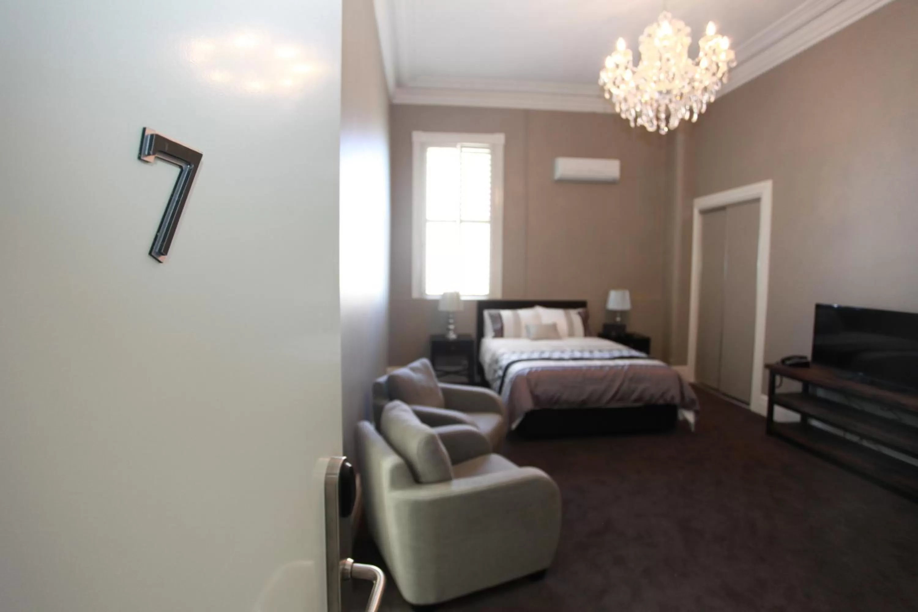 Bedroom, Seating Area in Ballarat Premier Apartments