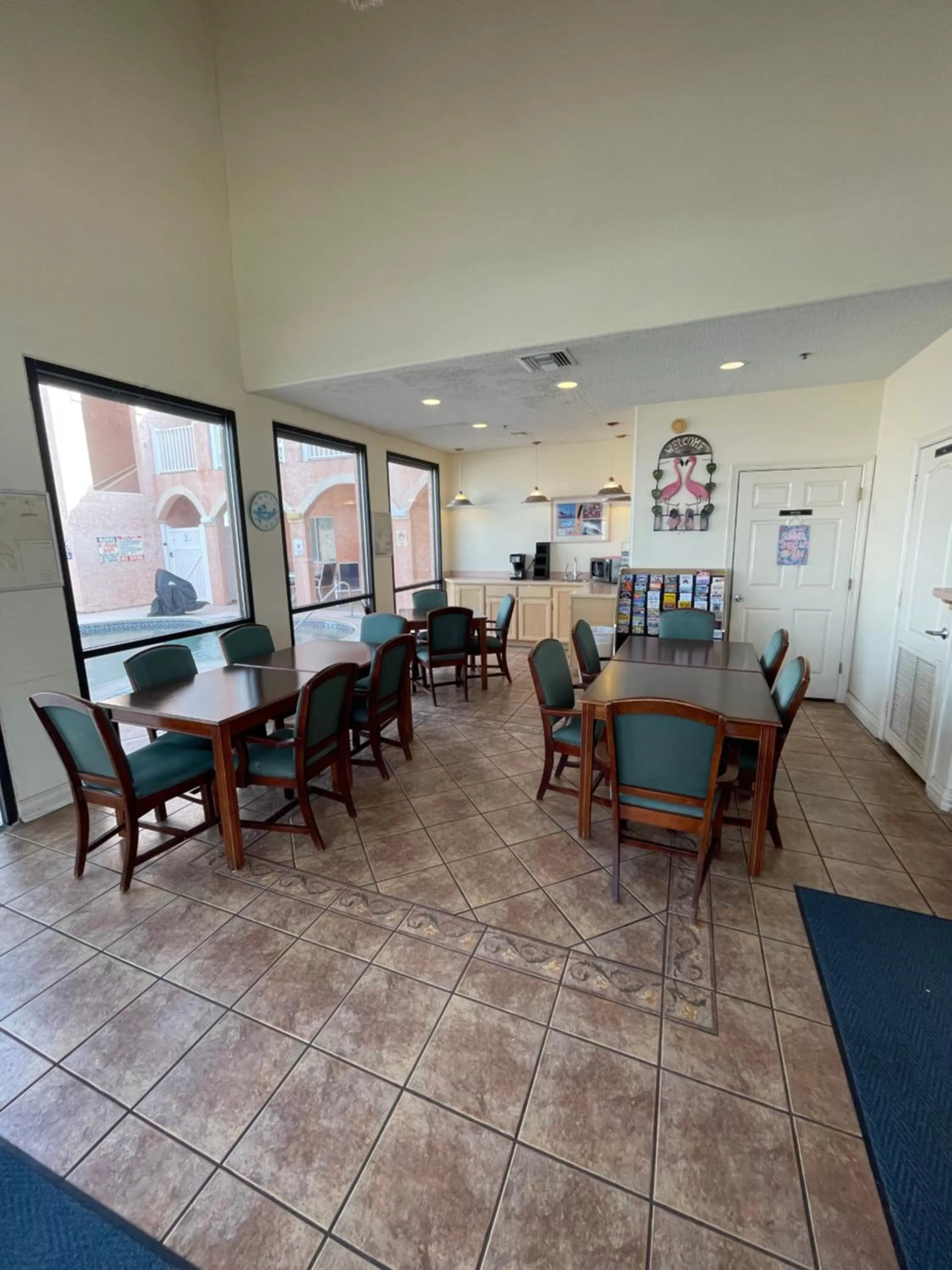 Lobby or reception in Flamingo Inn