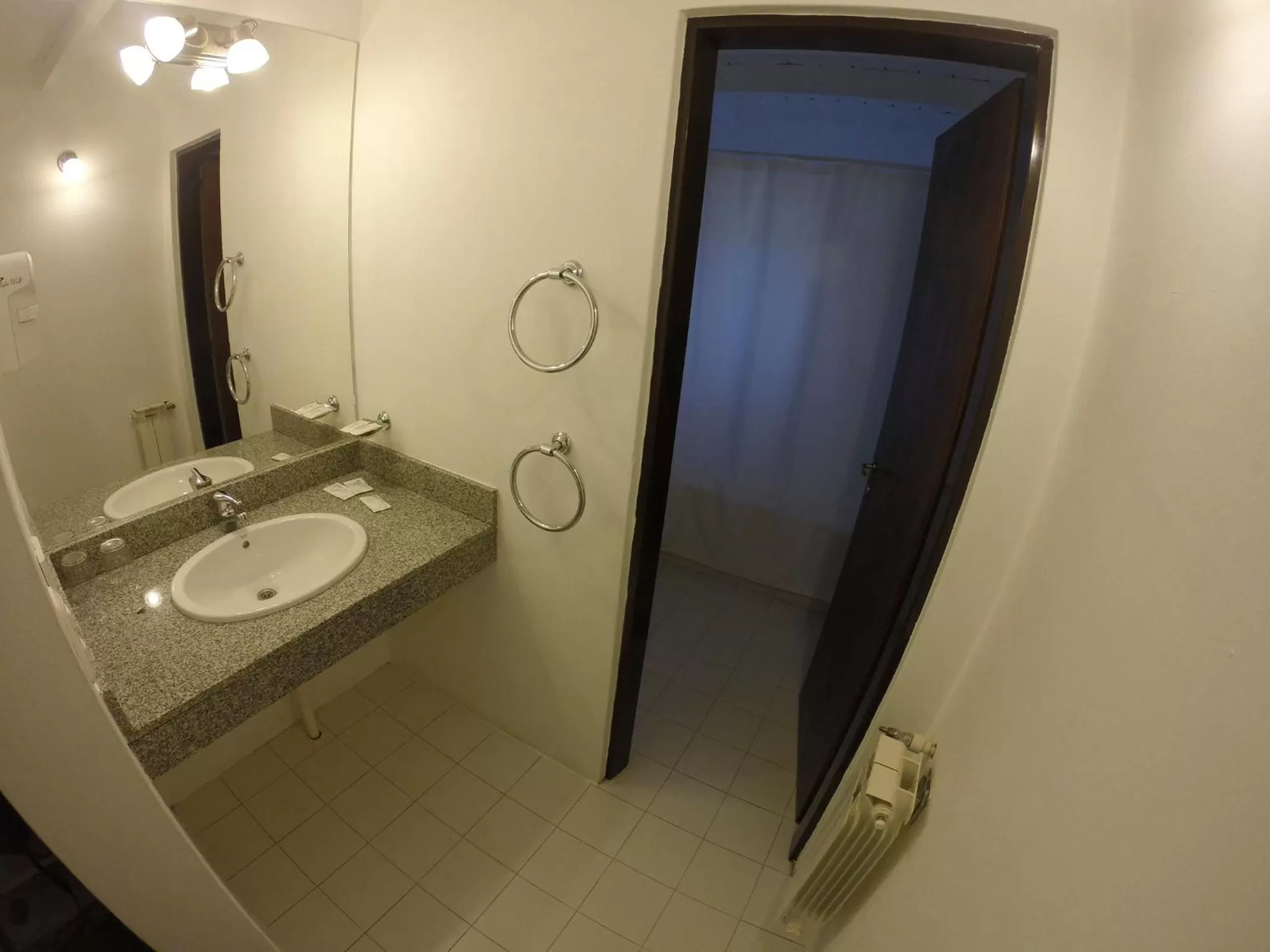 Bathroom in Lar Aike