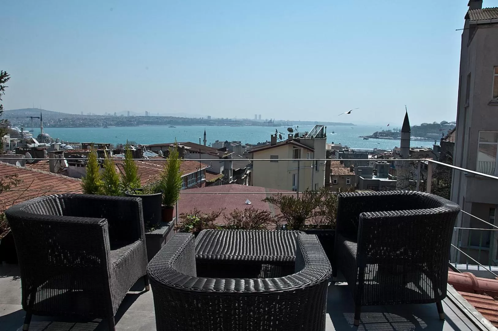 Patio in Taksim Galata Tower, Rooms Galata Historical Hotel
