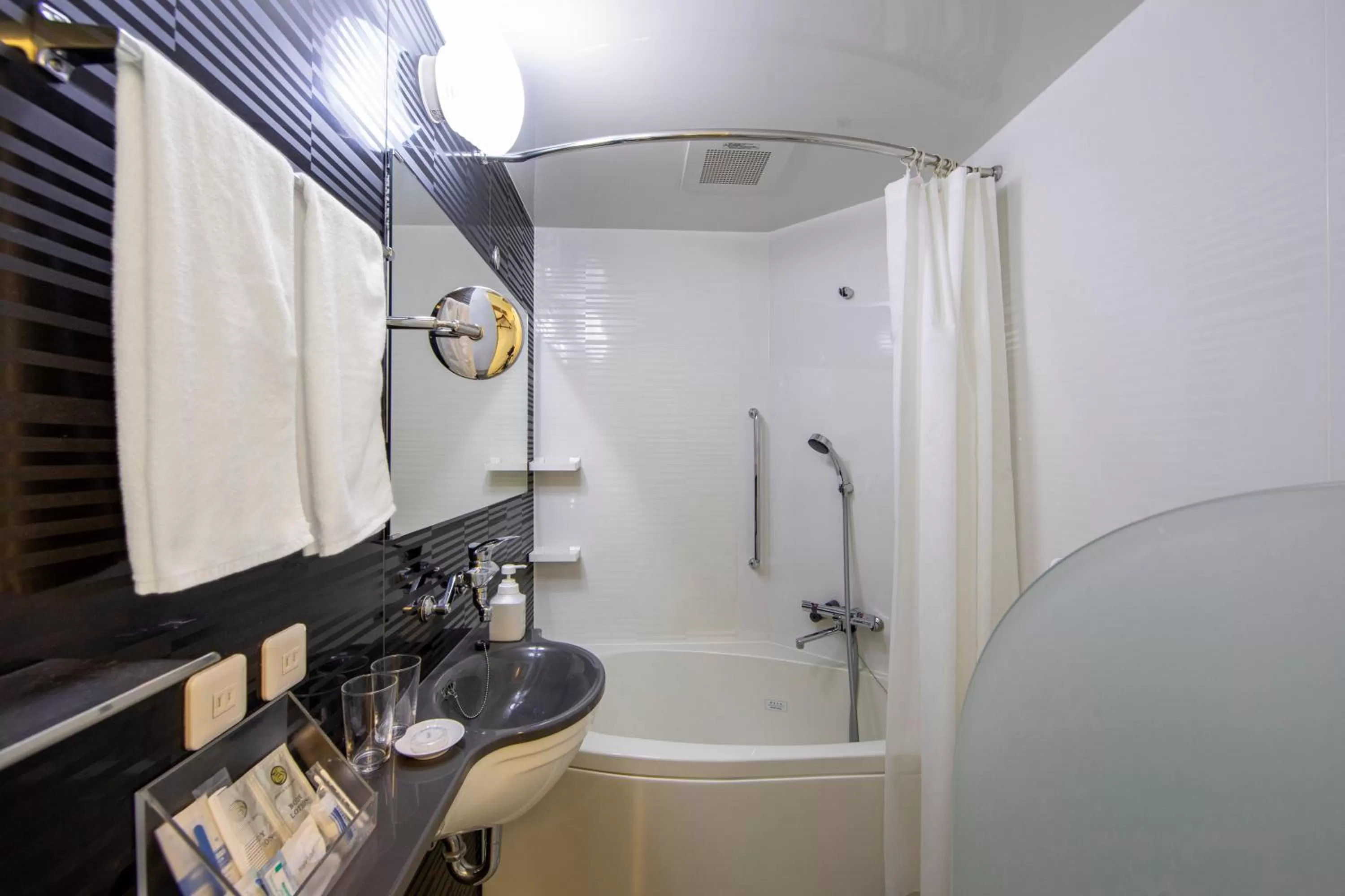 Bathroom in ibis Styles Tokyo Ginza