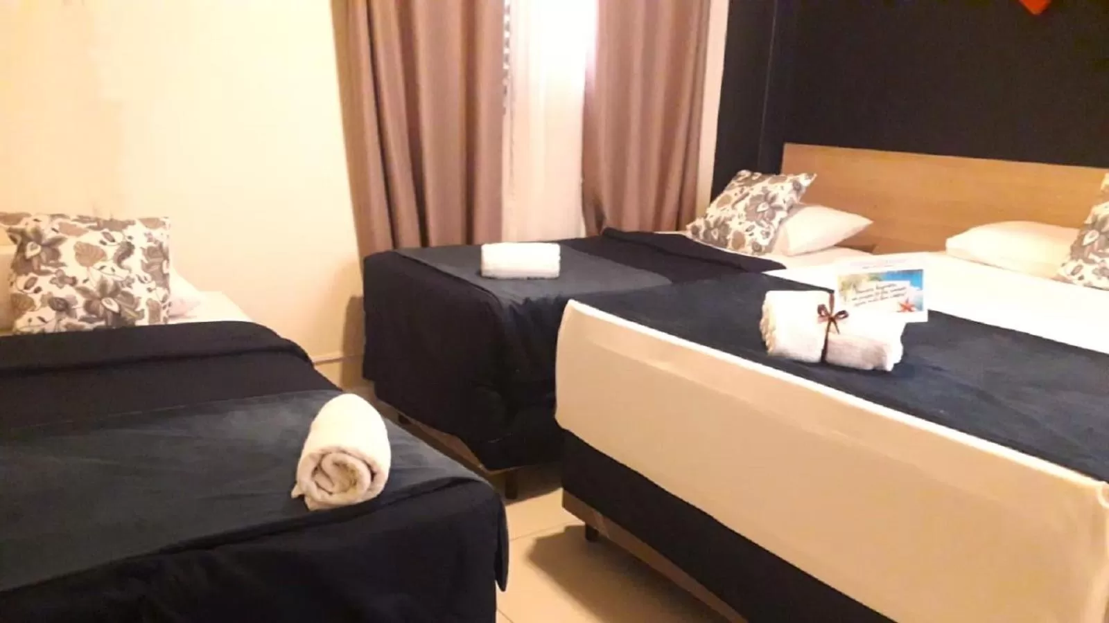 Bed in Costa Maris Beach Hotel Frente Mar