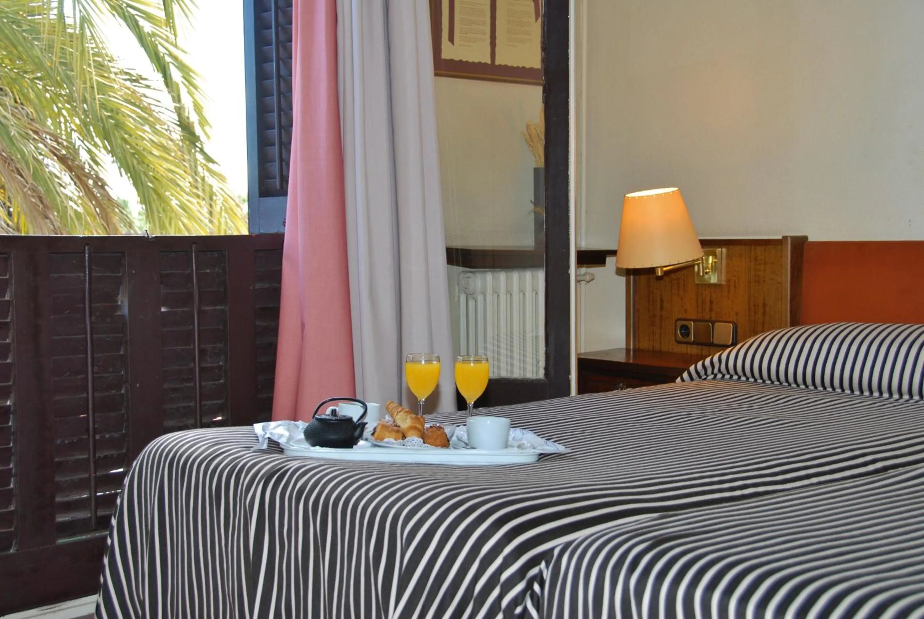 Bed in Hotel El Castell