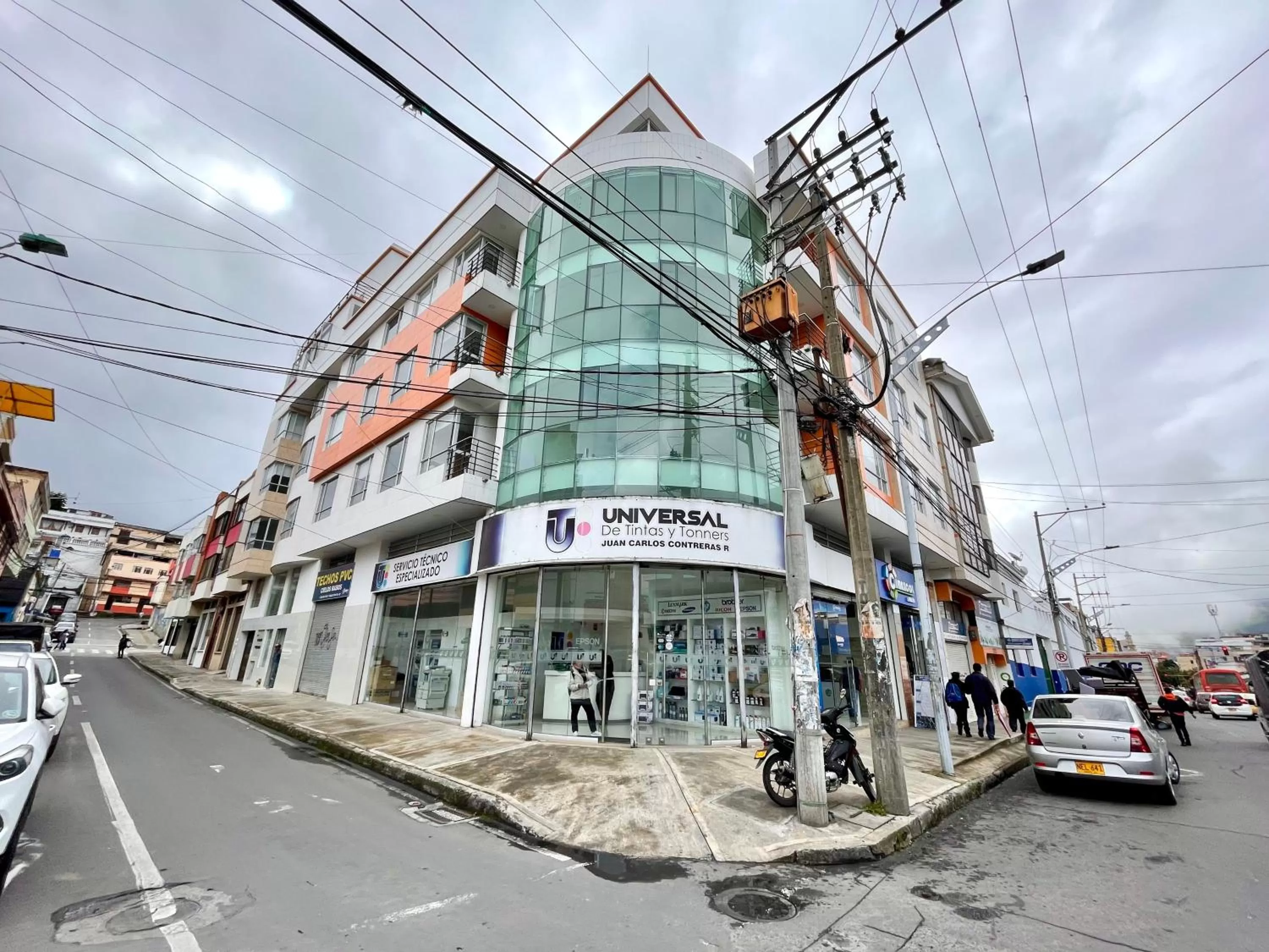 Facade/entrance in HOTEL HOME