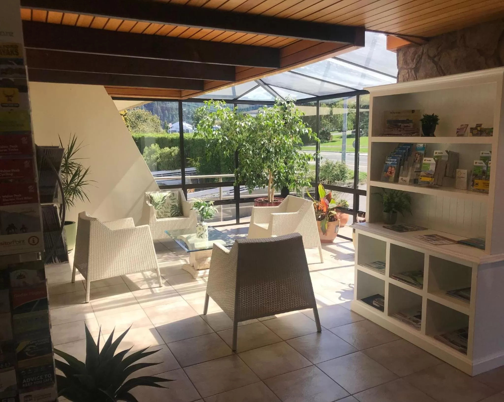 Lobby or reception in Earnslaw Lodge