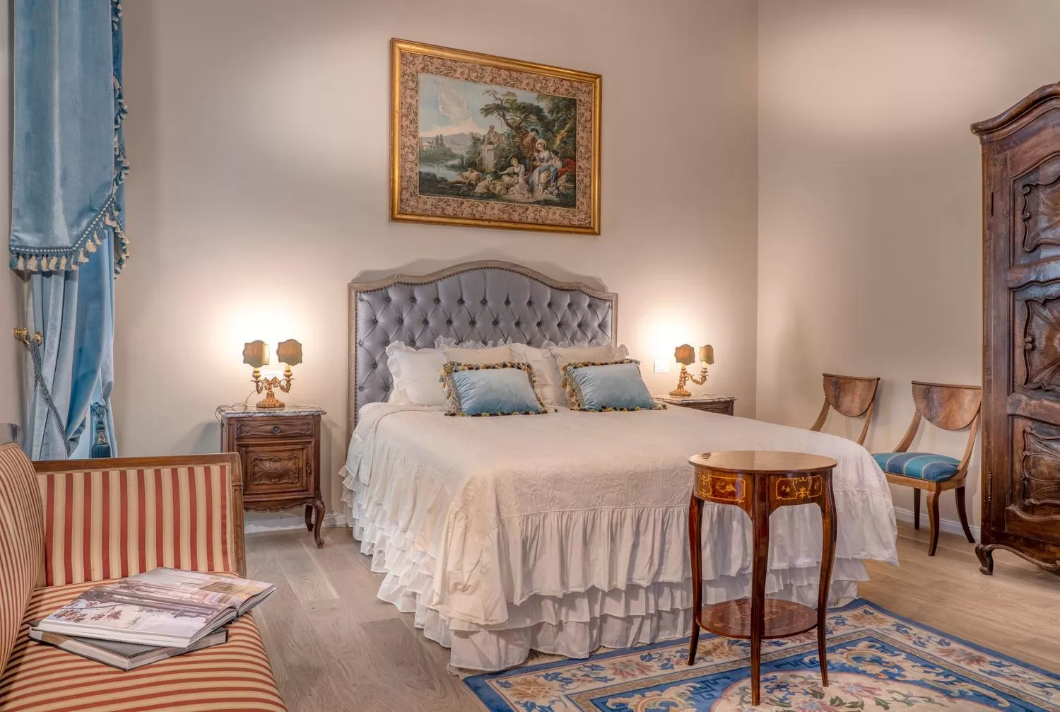 Photo of the whole room, Bed in Palazzo Cavagna Sangiuliani