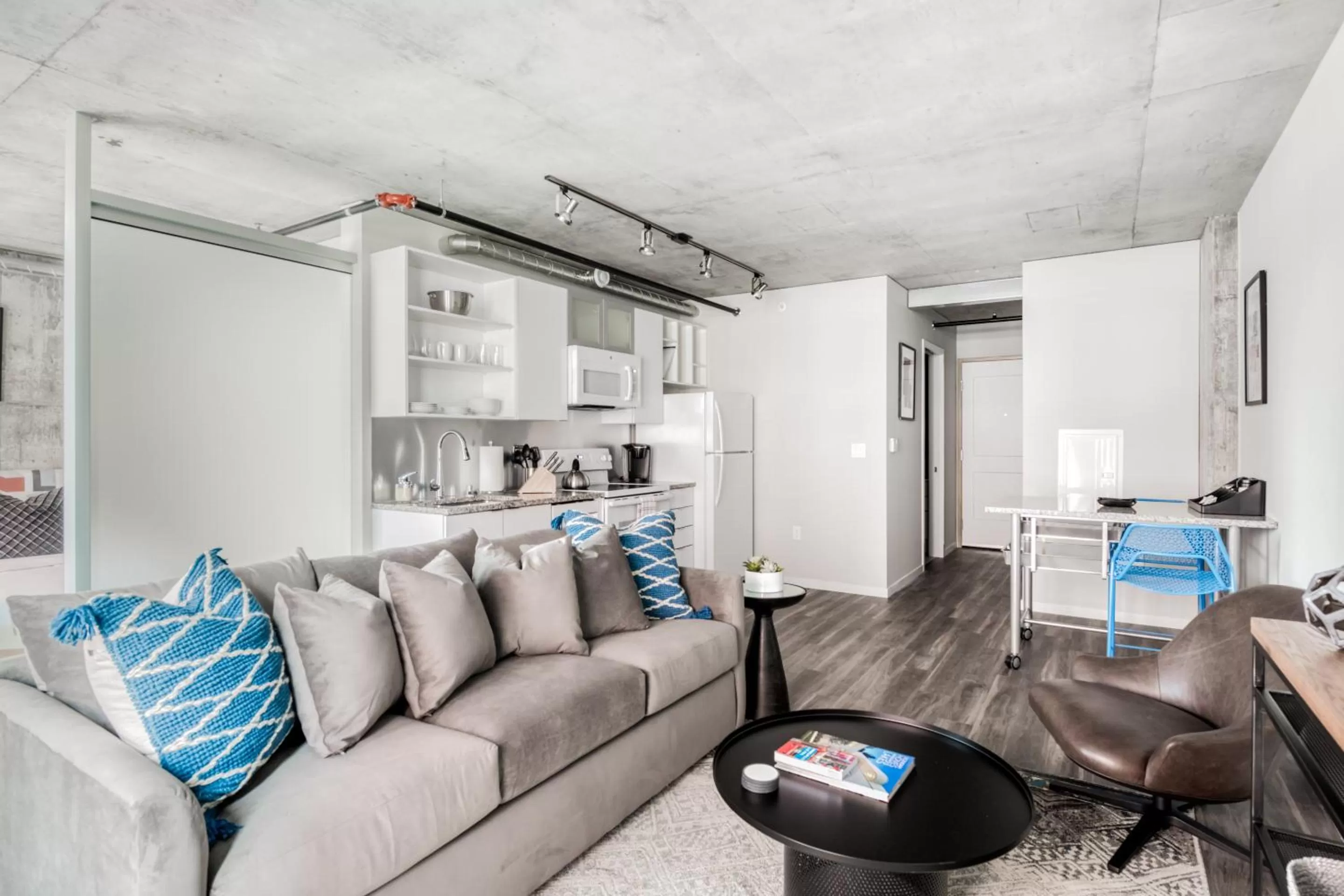 Seating Area in Mint House Minneapolis - Downtown West