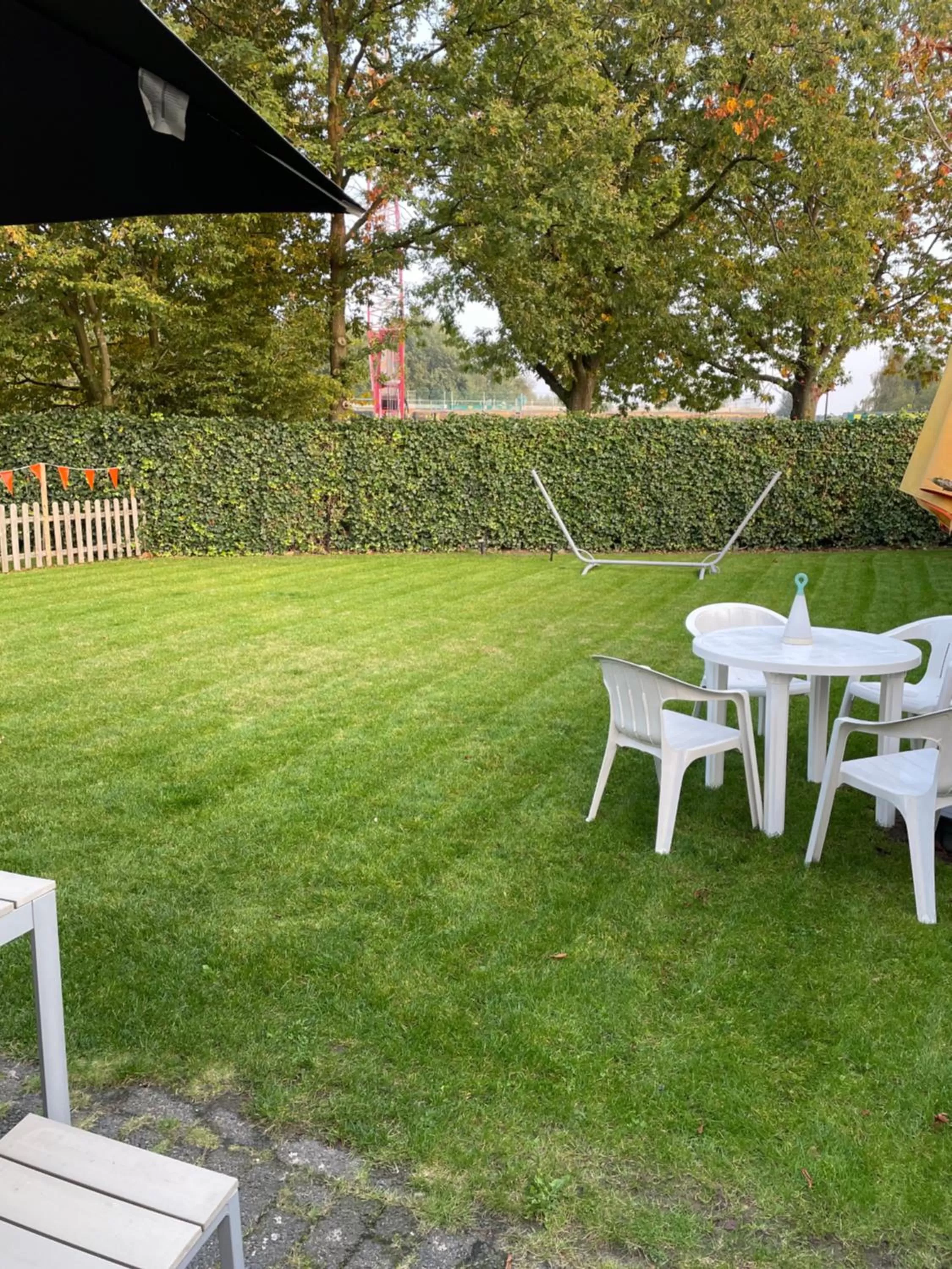 Garden in B&B Maison Saint Tropez Eindhoven