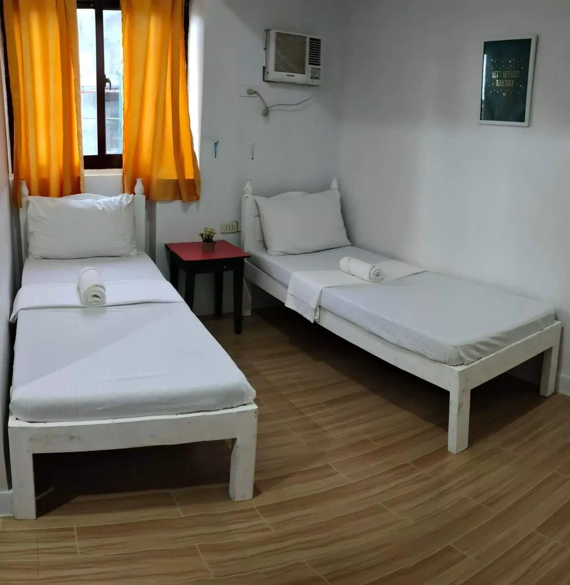 Deluxe Double or Twin Room in Island Hop Inn Deluxe Double or Twin Room in Island Hop Inn