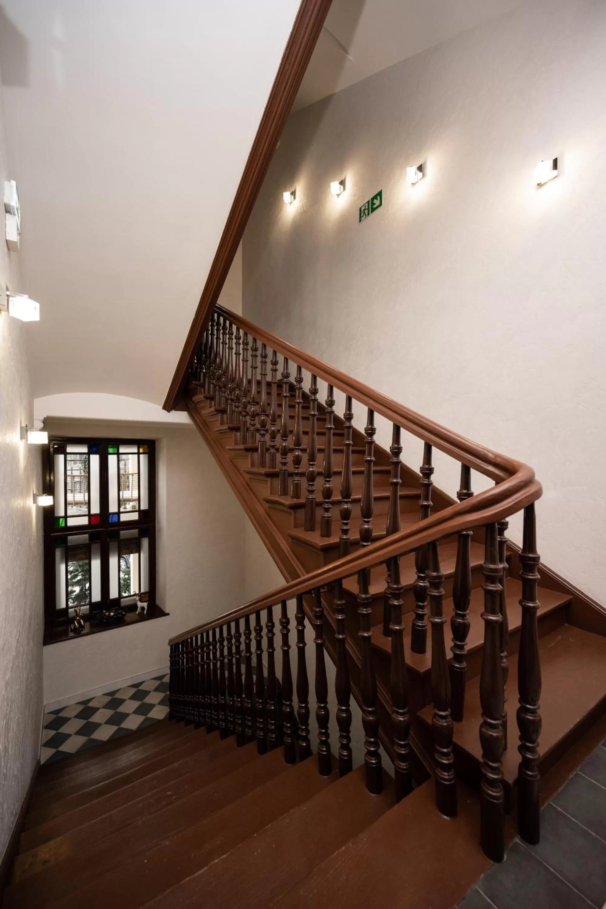 Other in Hive Family House