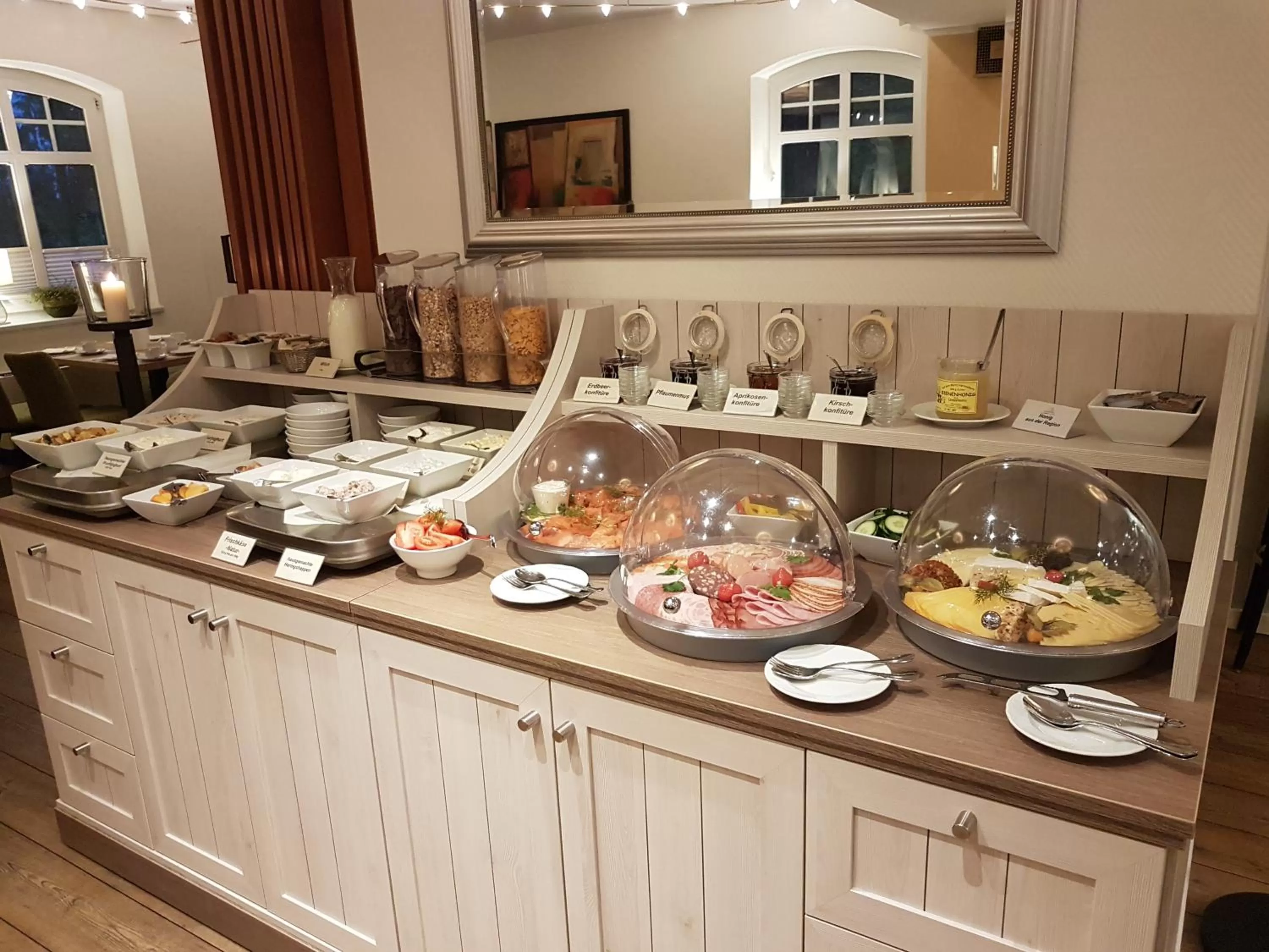 Breakfast in Ringhotel Villa Margarete