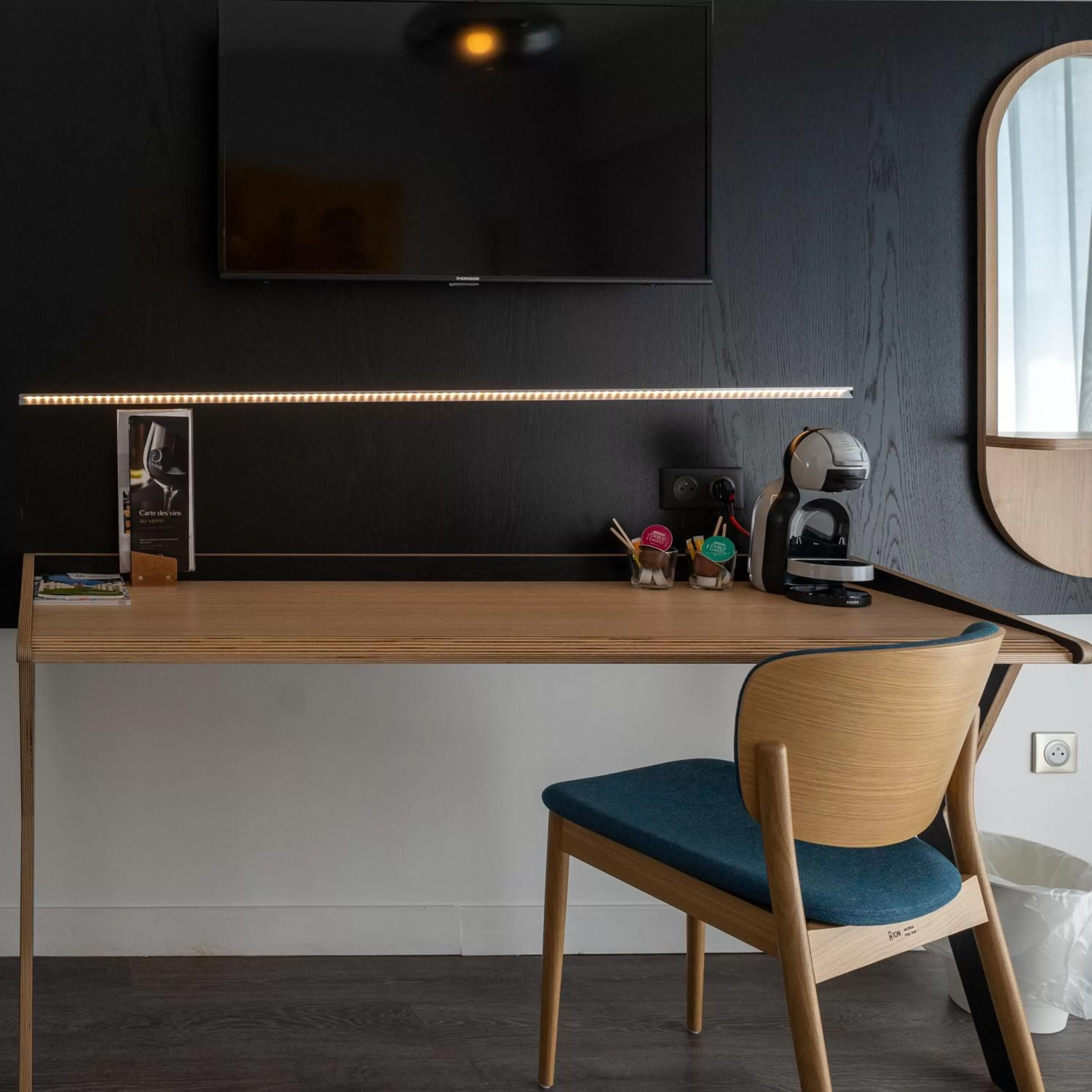 Coffee/tea facilities in Hotel Libera Caen Colombelles