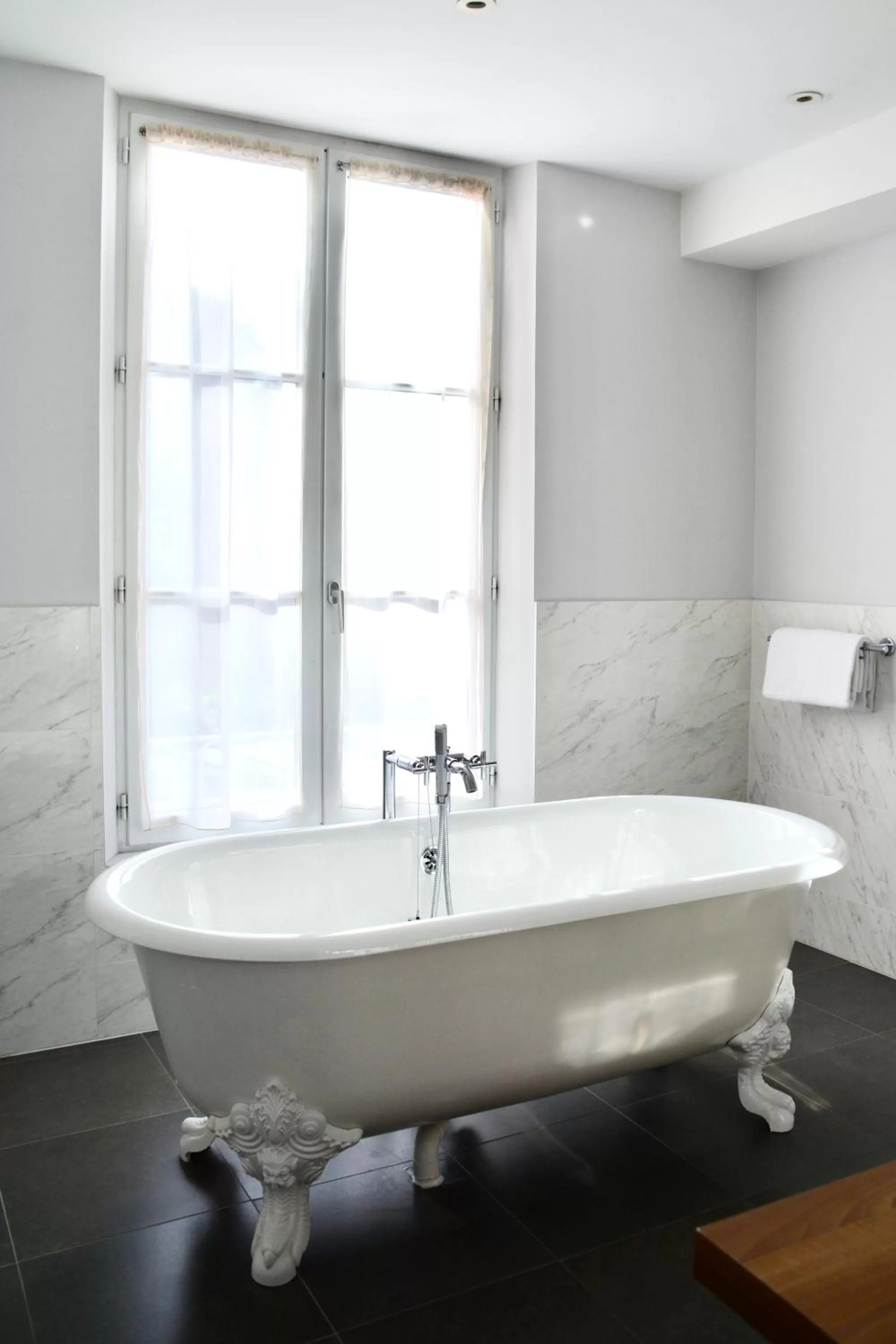 Bathroom in Château Belmont Tours by The Crest Collection