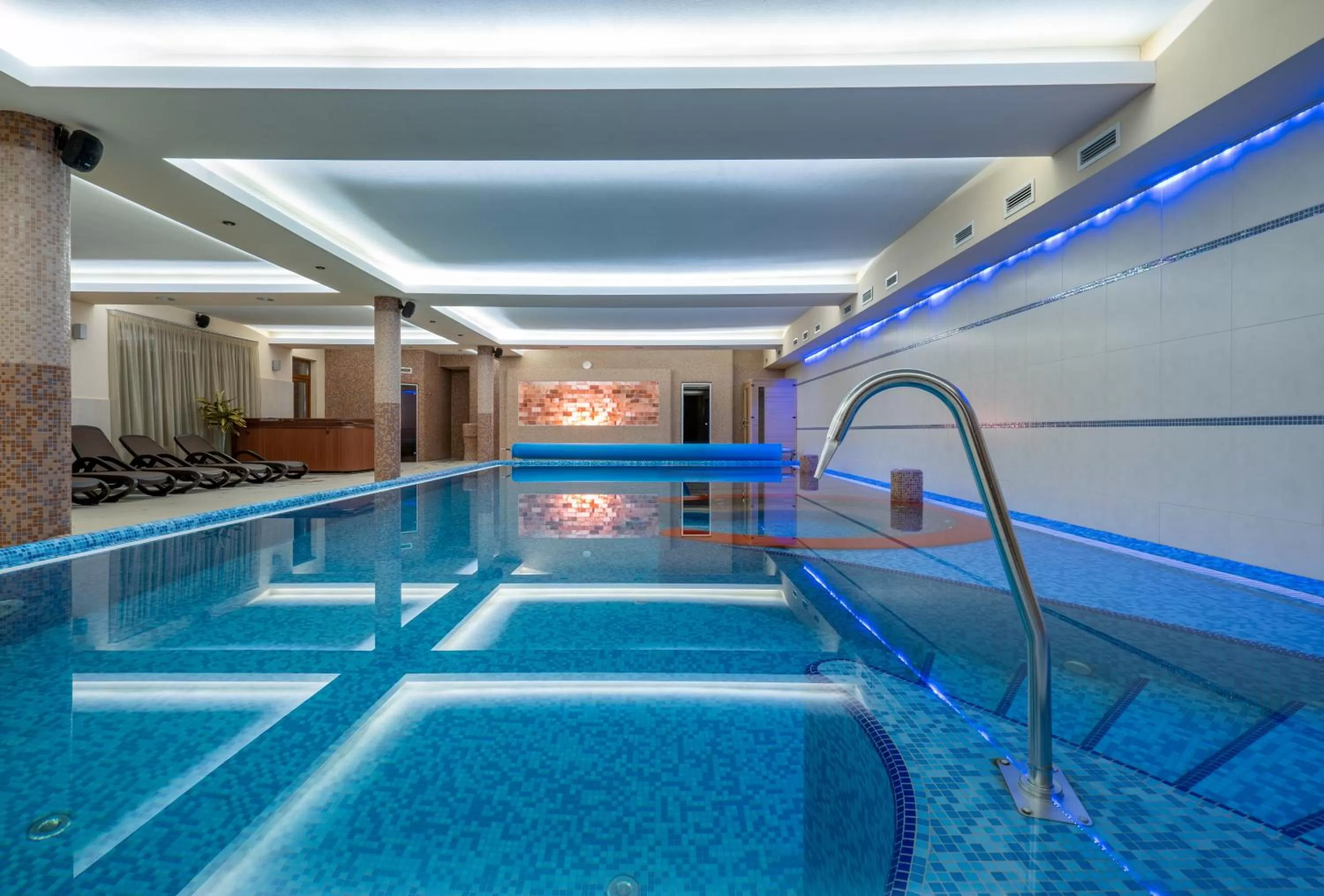 Spa and wellness centre/facilities, Swimming Pool in DorEsz Wellness Panzió