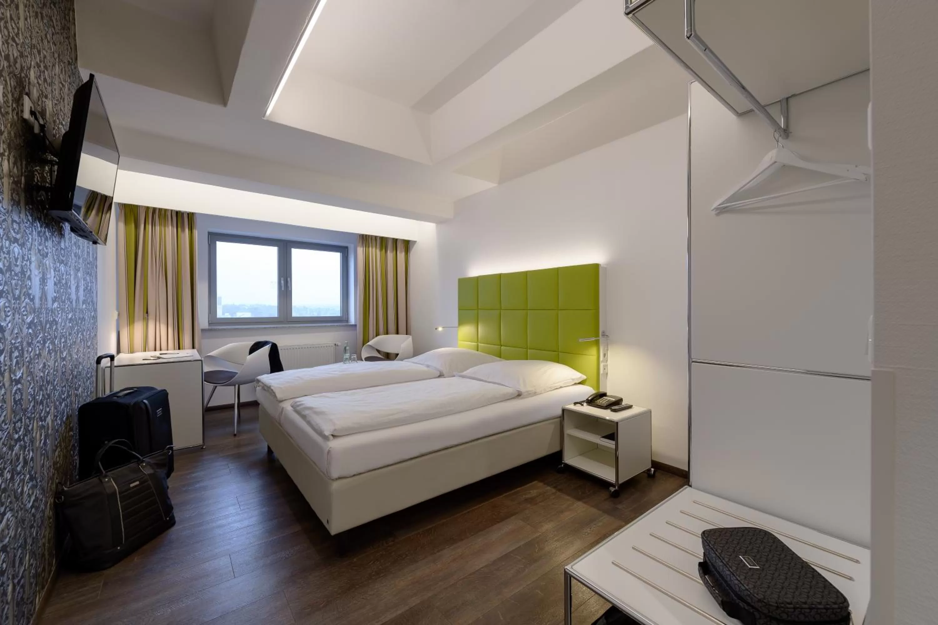 Photo of the whole room in Panorama Hotel Schweinfurt