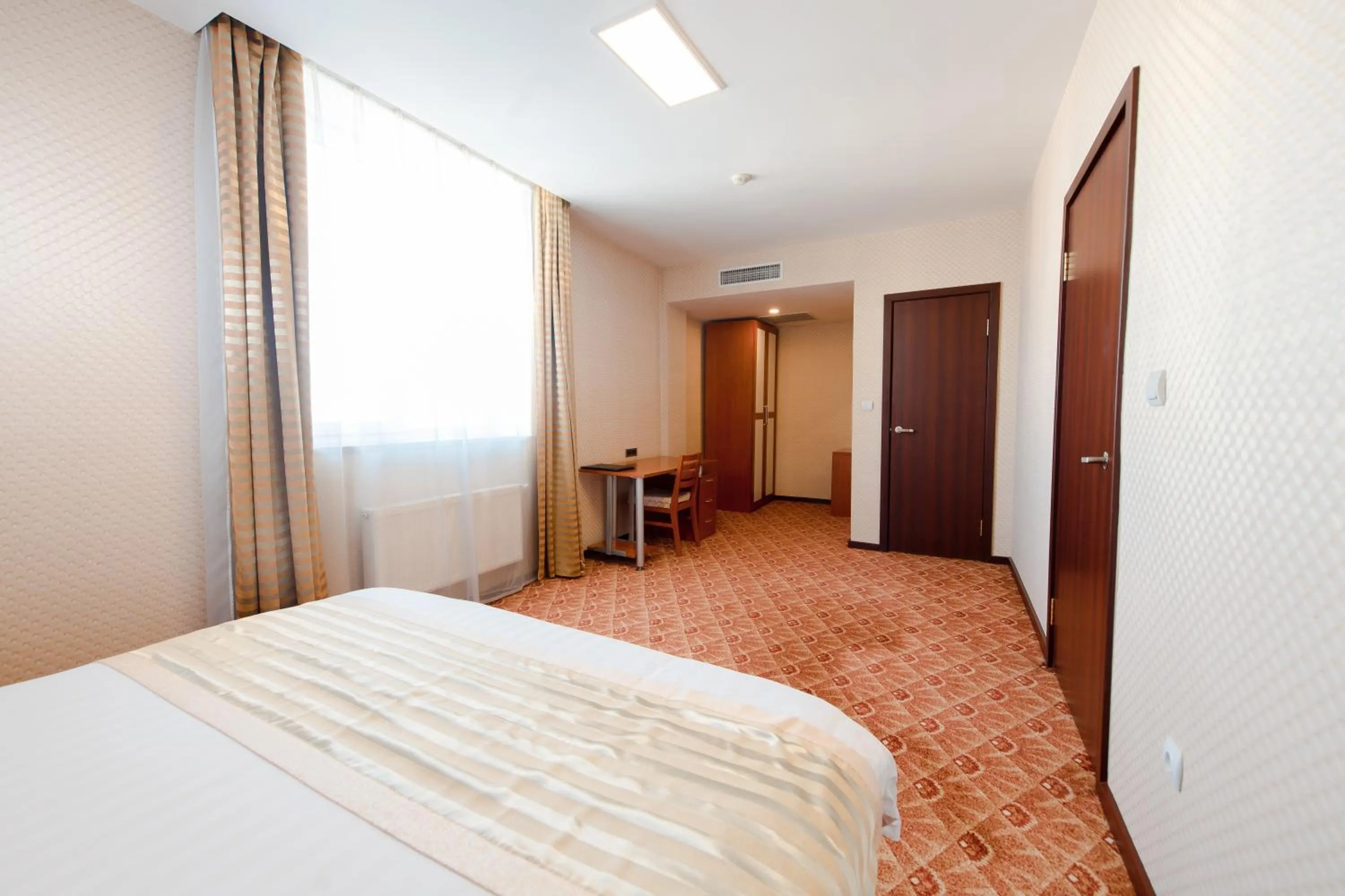 Bedroom, Bed in Springs Hotel Ulaanbaatar