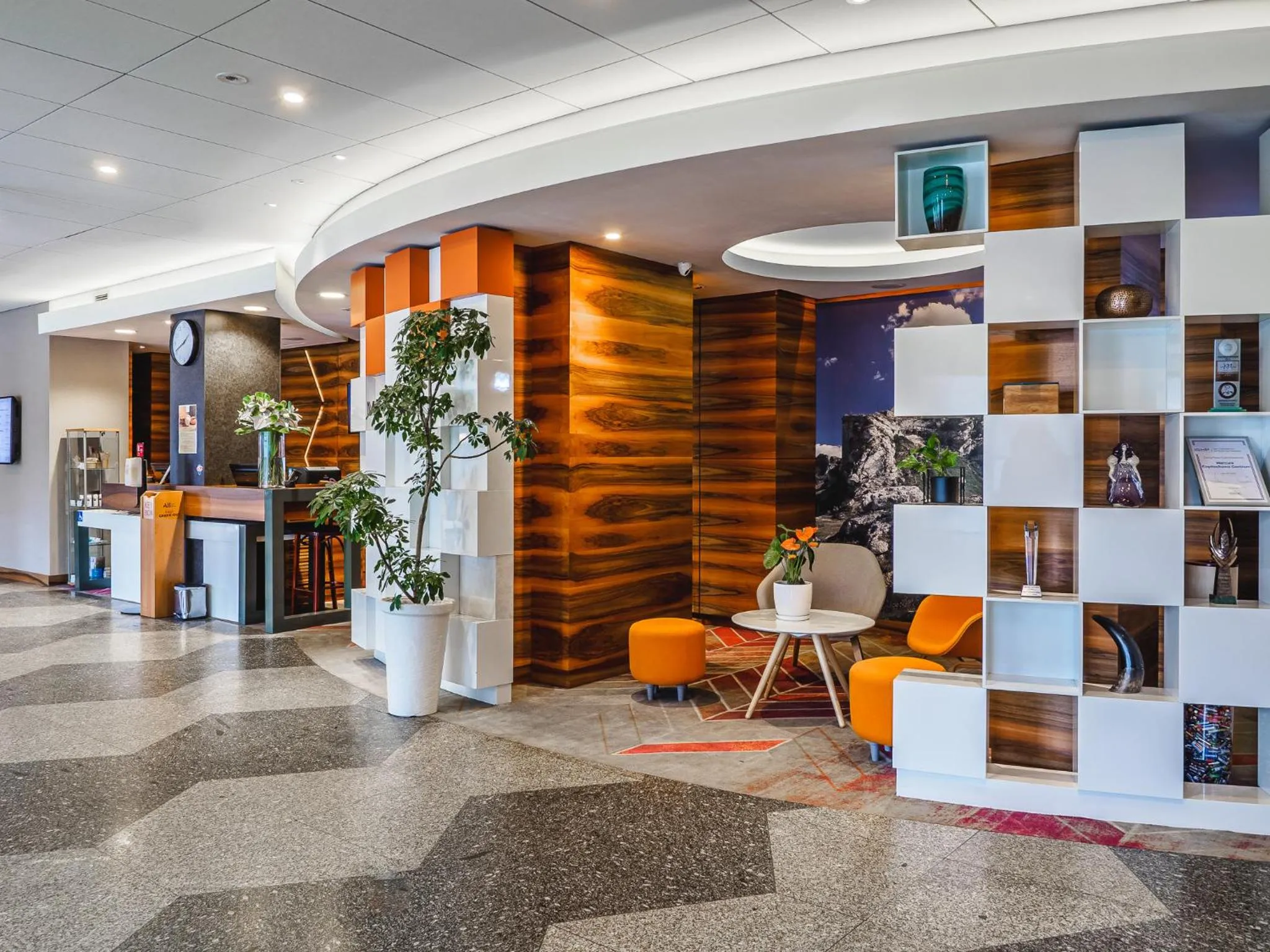 Lobby or reception in Mercure Czestochowa Centrum