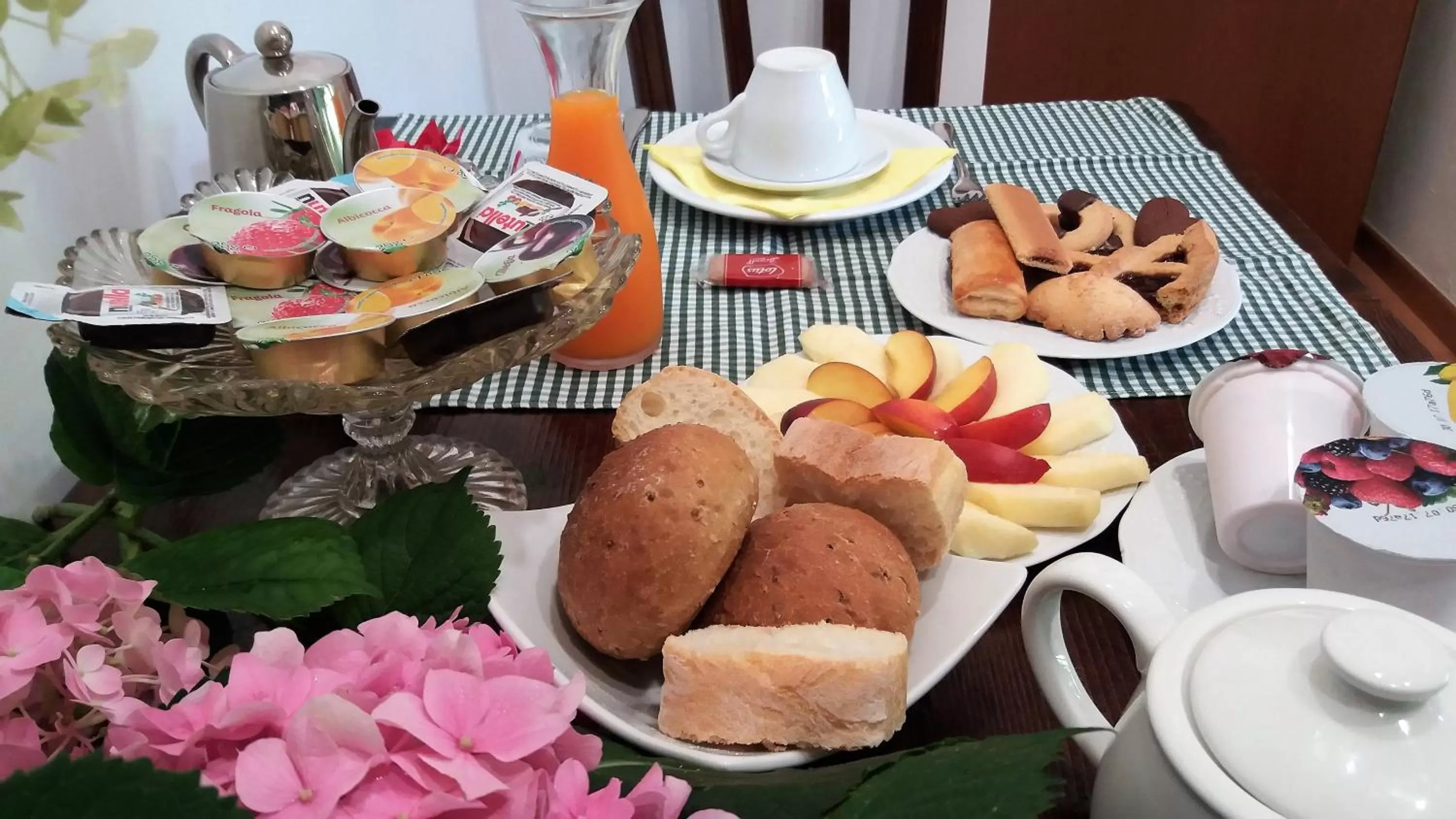 Food and drinks in B&B il Cortile Malpensa