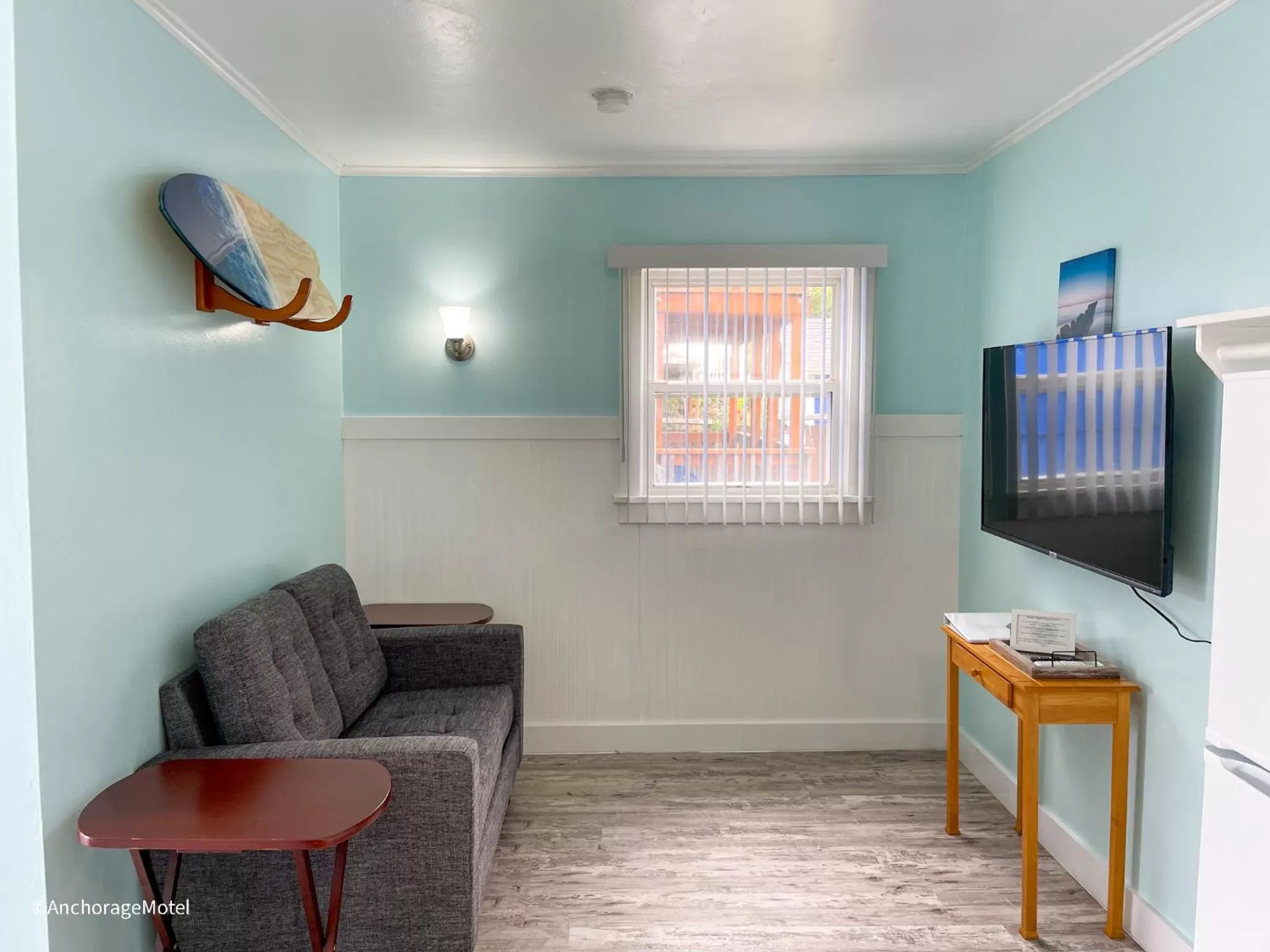 Living room in The Anchorage Motel