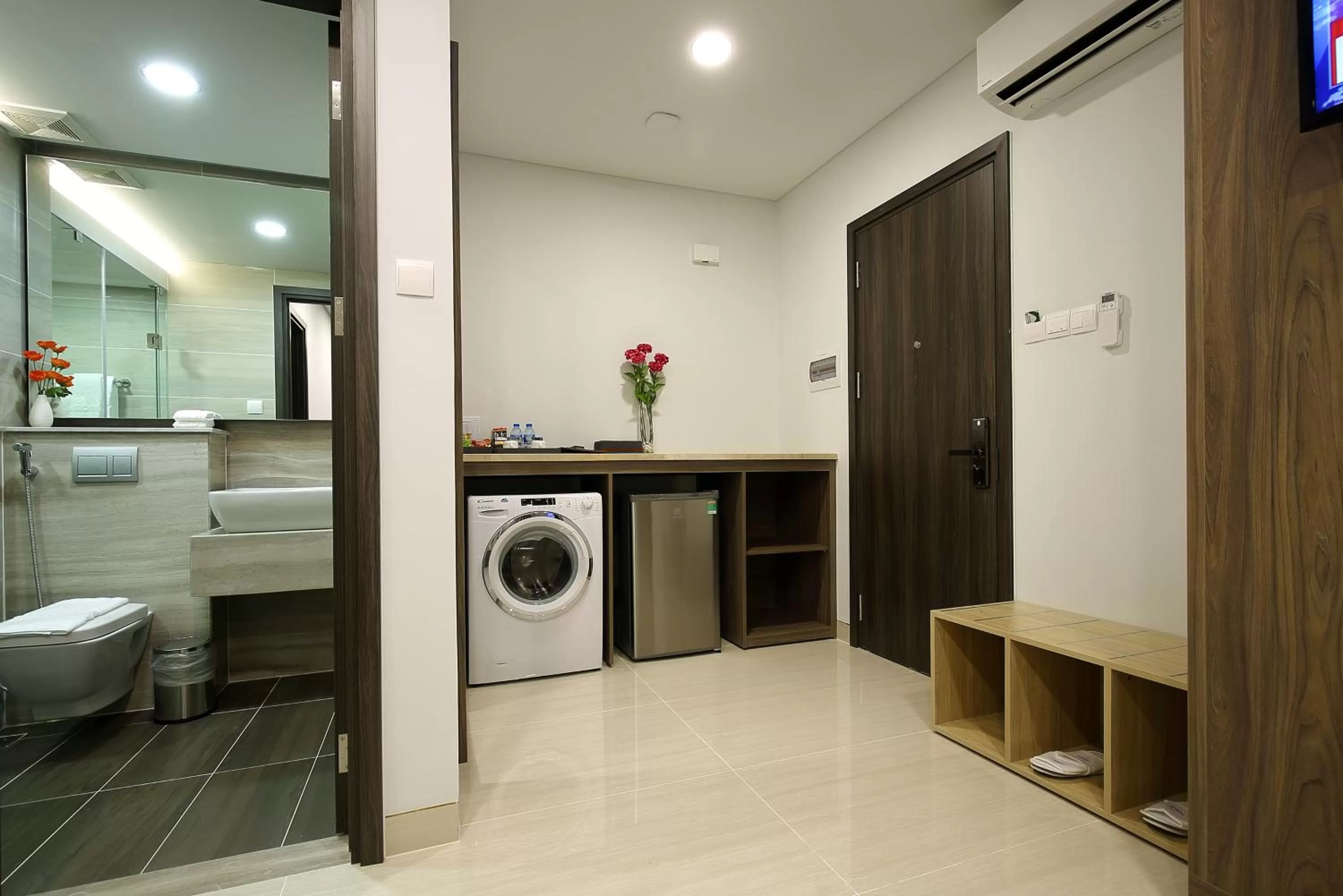 washing machine in Aurora Western Village