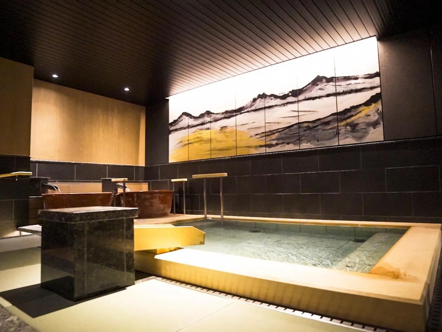 Hot Spring Bath in Hakodate Yunokawa Onsen Umi to Akari Hewitt Resort