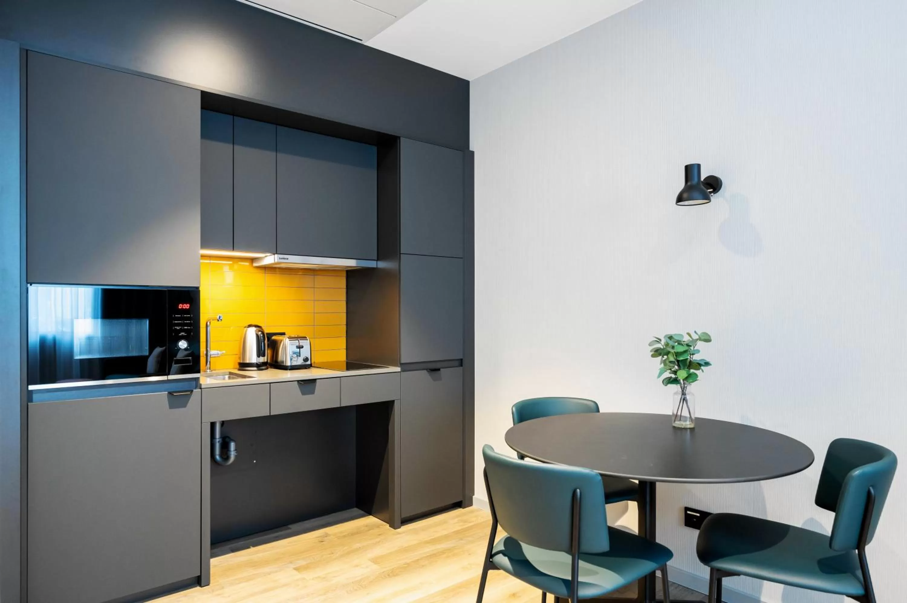 Kitchen or kitchenette in Staycity Aparthotels Frankfurt Airport