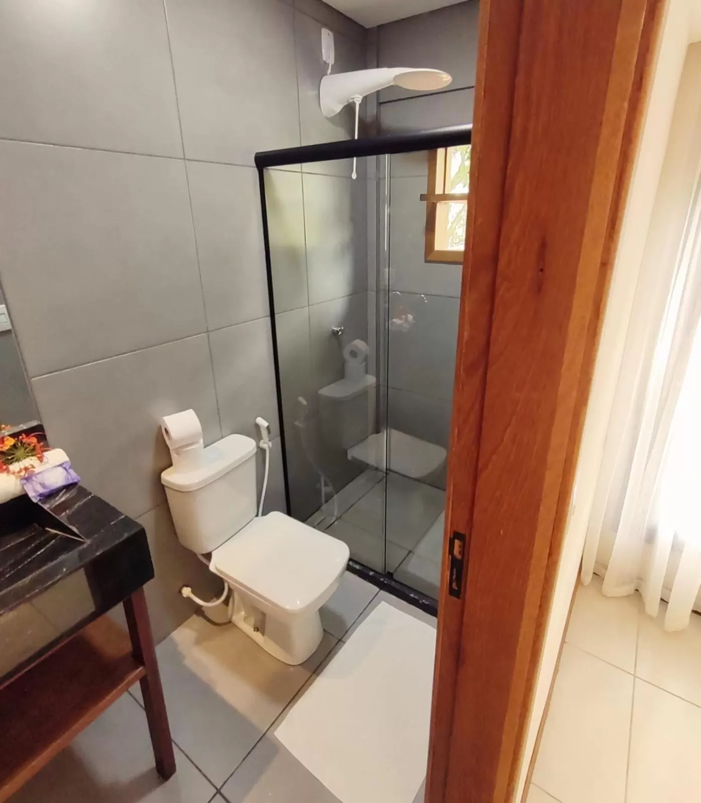 Bedroom, Bathroom in i9 Quixaba Flat