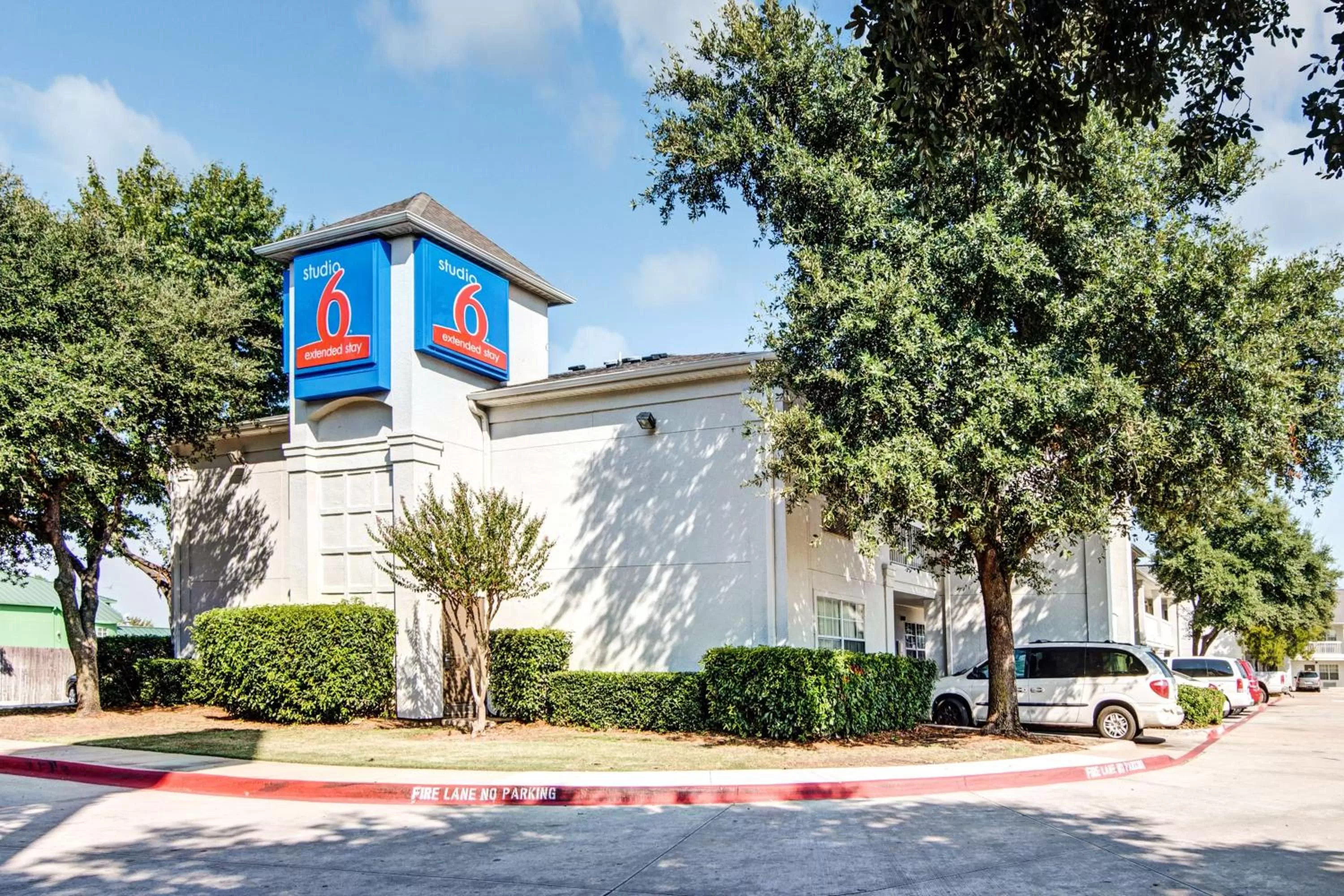 Studio 6-Arlington, TX - South - Dallas