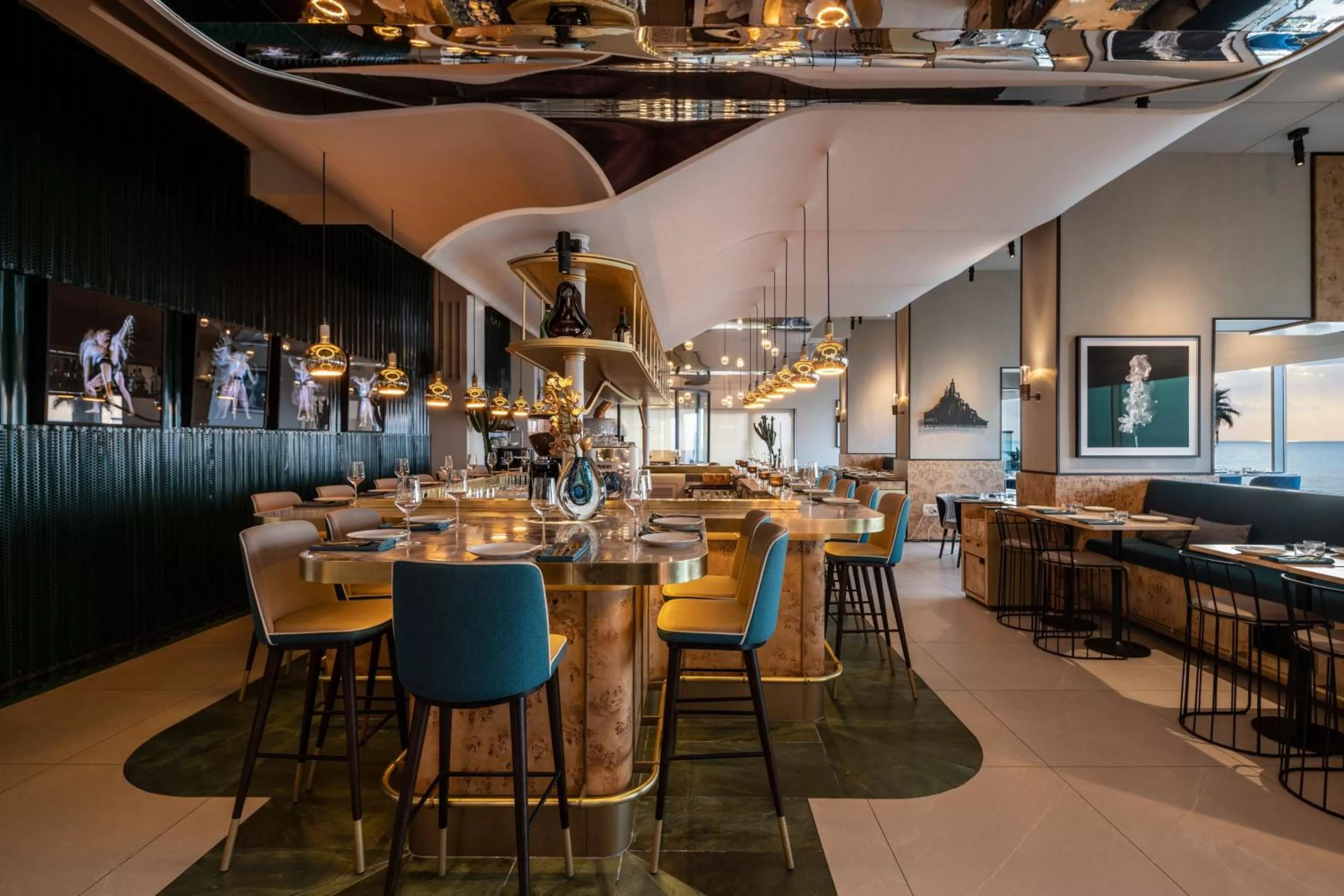 Restaurant/places to eat in Sheraton Grand Tel Aviv