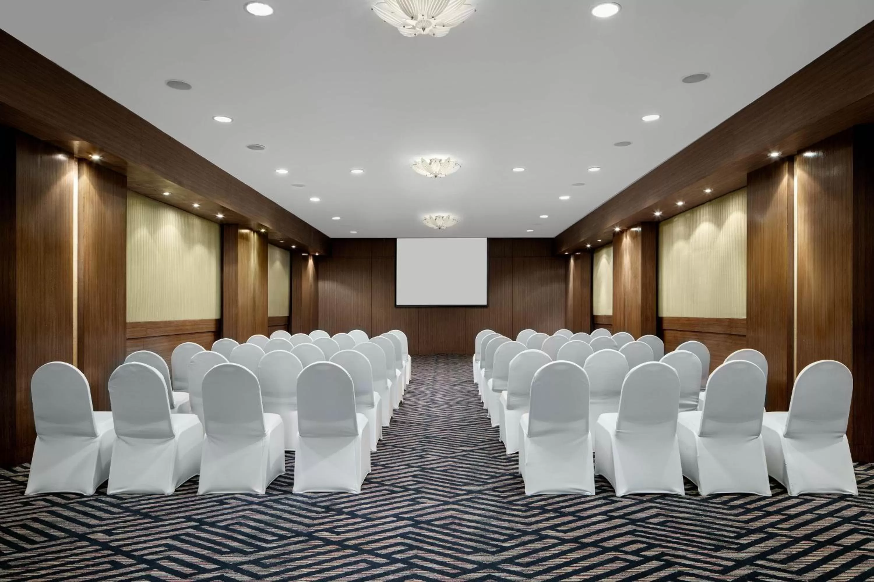 Meeting/conference room in Four Points by Sheraton Dar es Salaam New Africa