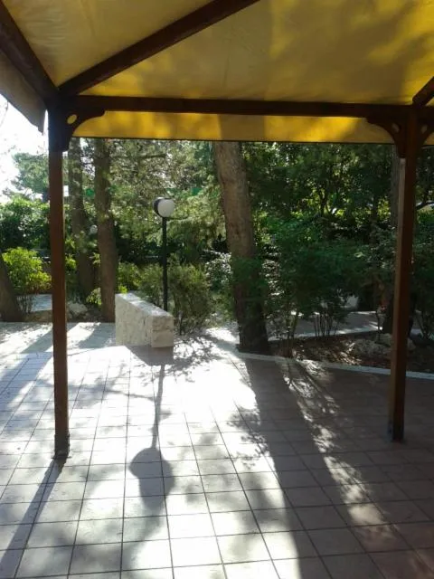 Decorative detail in Hotel Astoria