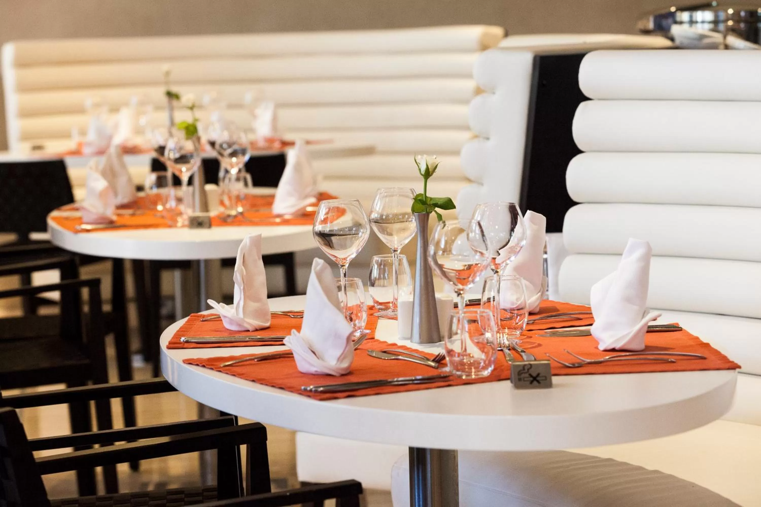 Restaurant/places to eat in Novotel Tunis