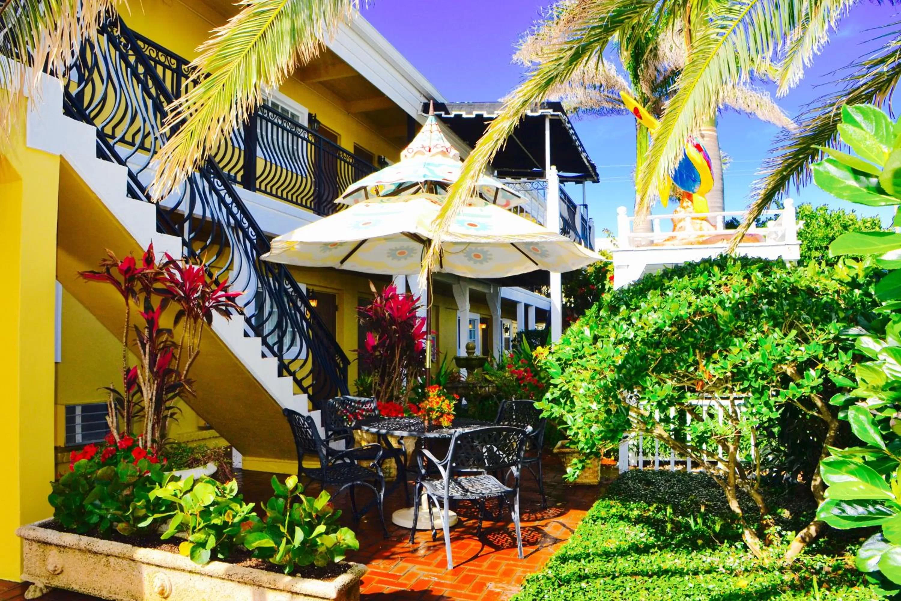 Patio in Sea Turtle Inn