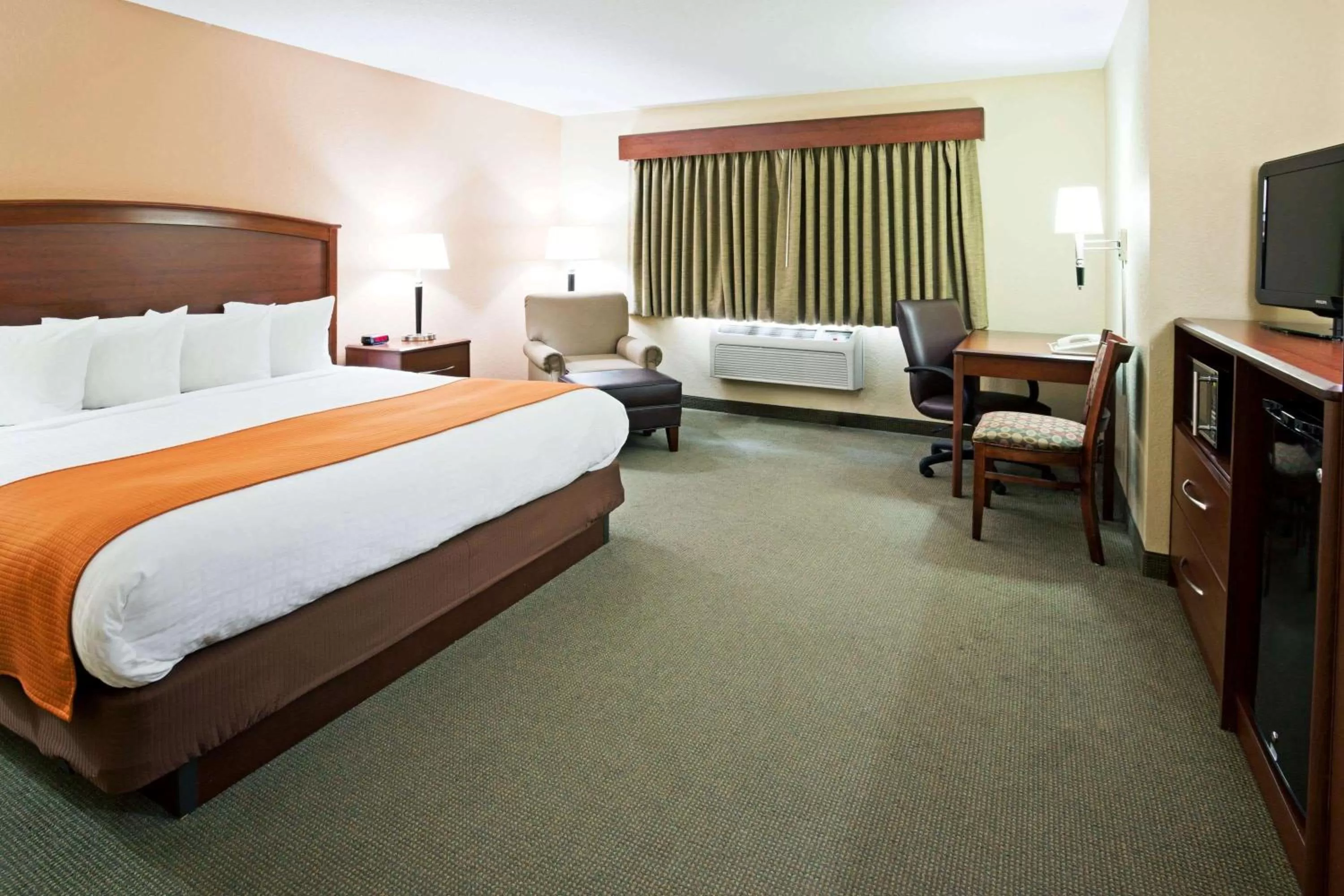 Photo of the whole room, Bed in AmericInn by Wyndham Fargo West Acres