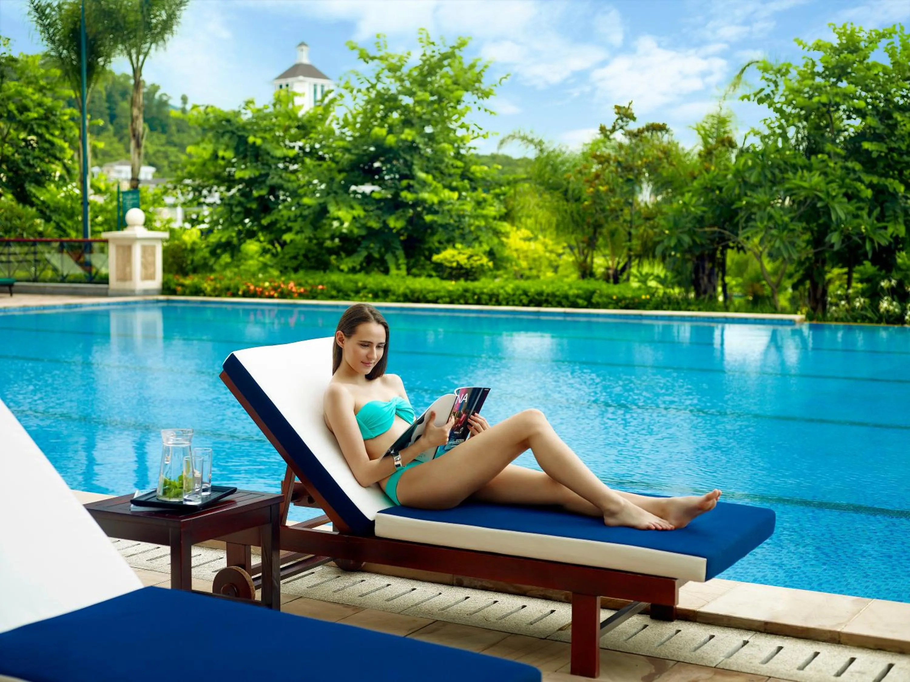 Swimming pool in Mission Hills Hotel Resorts Dongguan