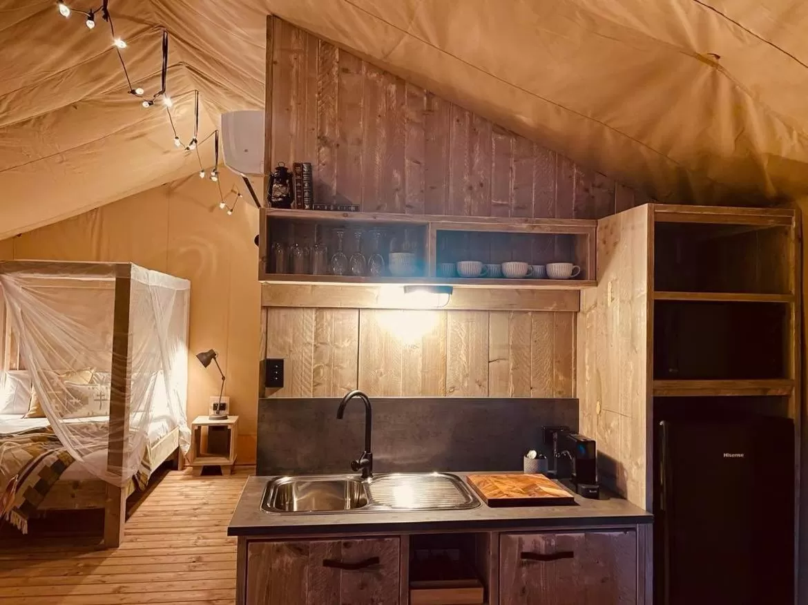 Bed in Esk Caravan Park & Rail Trail Motel