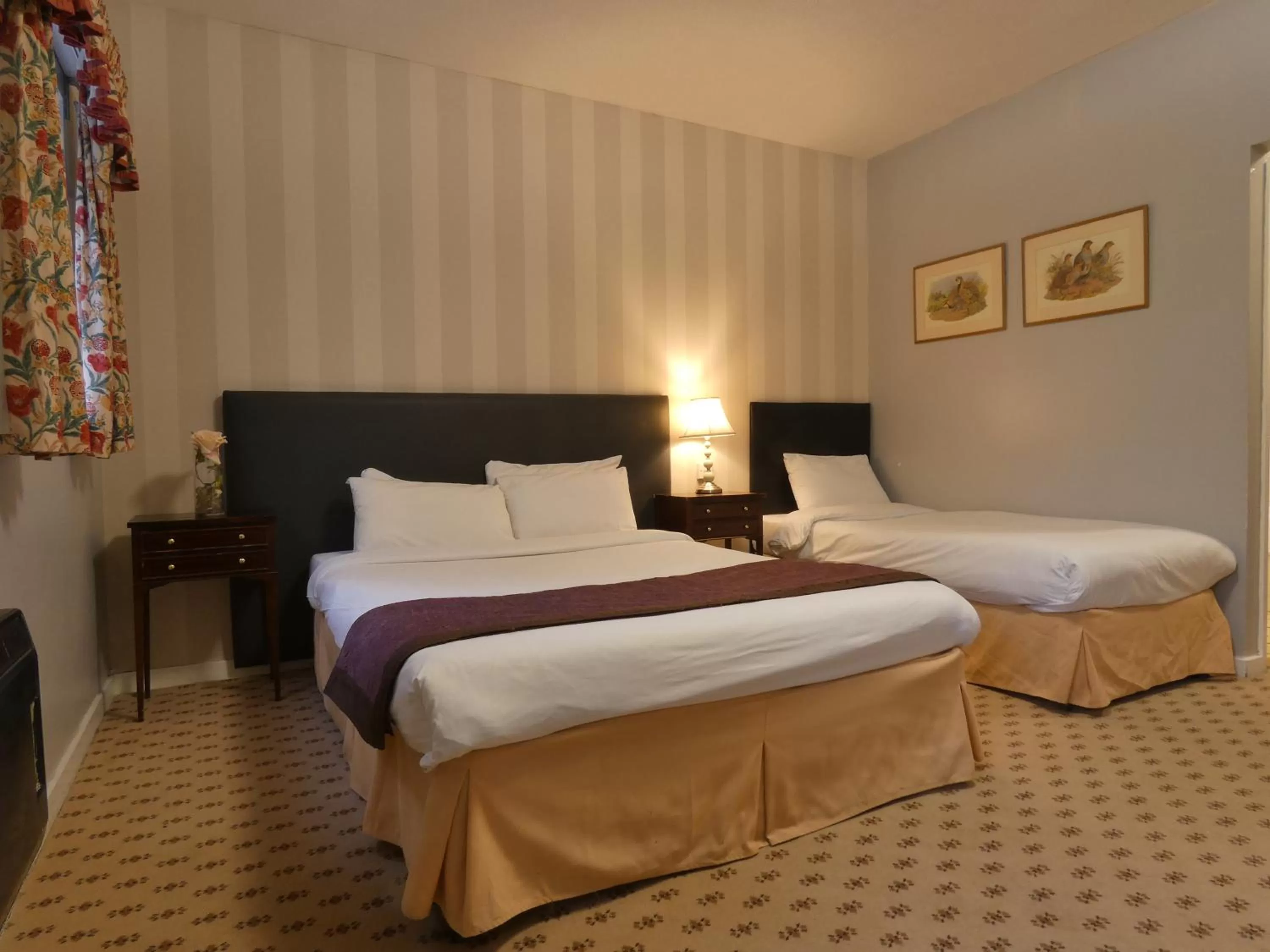 Photo of the whole room, Bed in Marston Farm Hotel