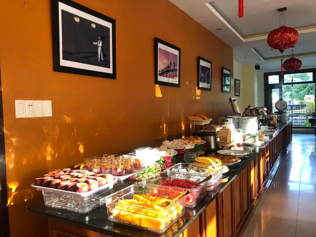 Food and drinks in Sunshine Hoian Hotel